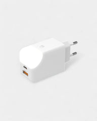USB-C and USB-A 65 W Power Adapter to Customize