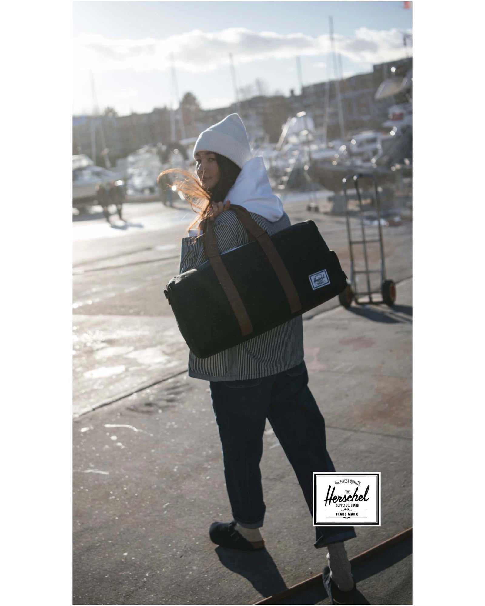 Custom recycled sports bag Herschel Novel™ 43L - 3