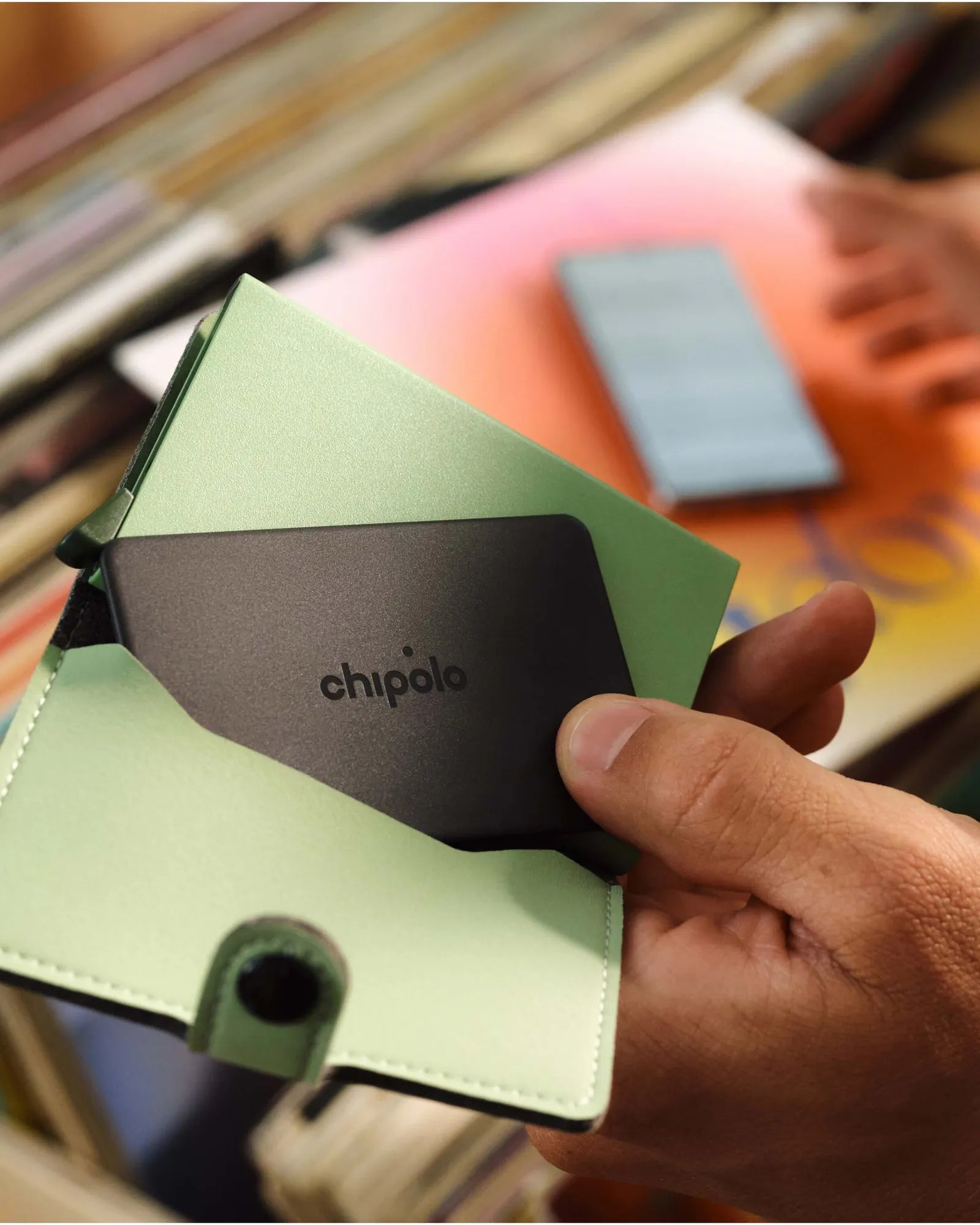 Custom eco-friendly Chipolo CARD tracking device - 5