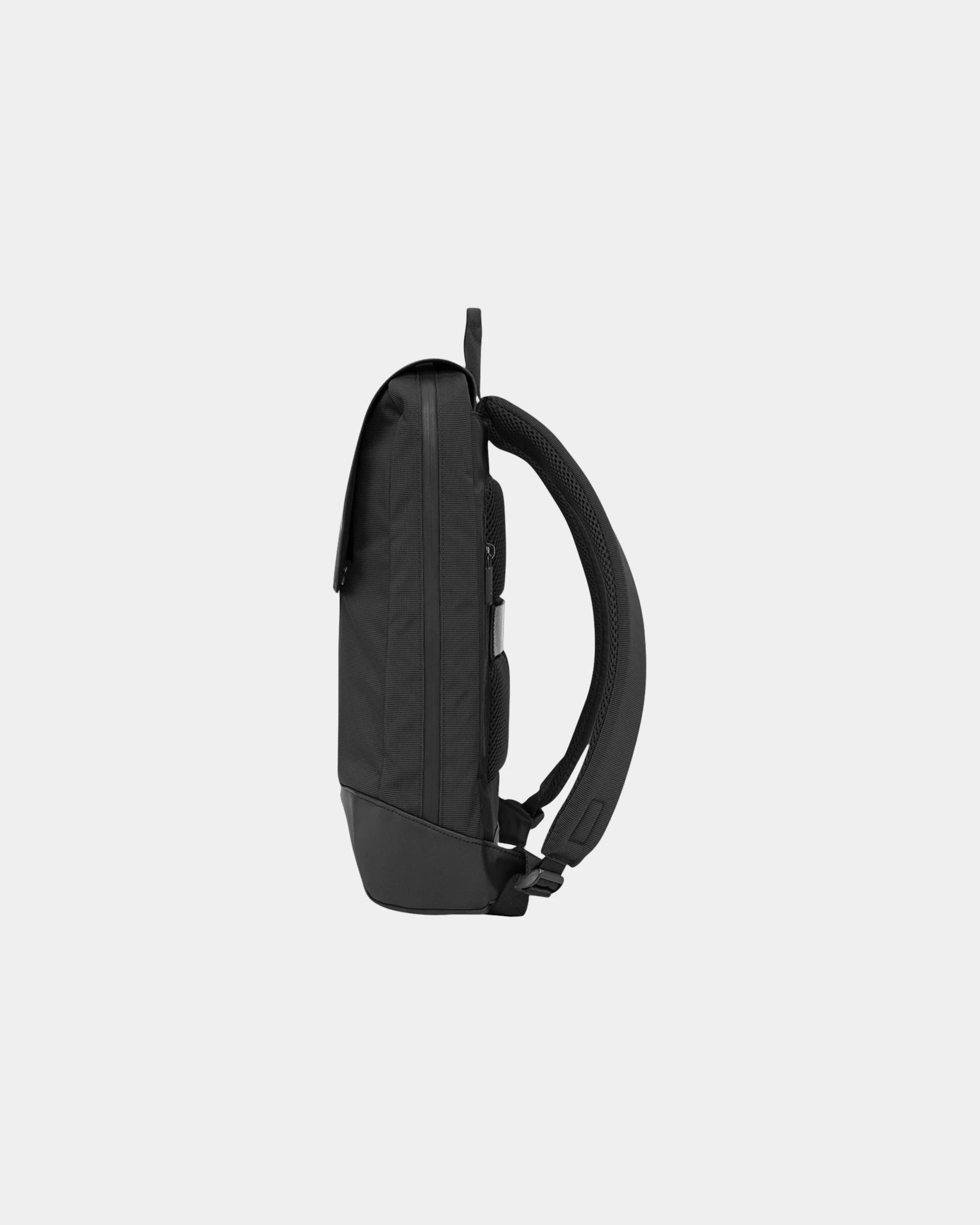 Custom eco-friendly Moleskine Metro backpack - 3