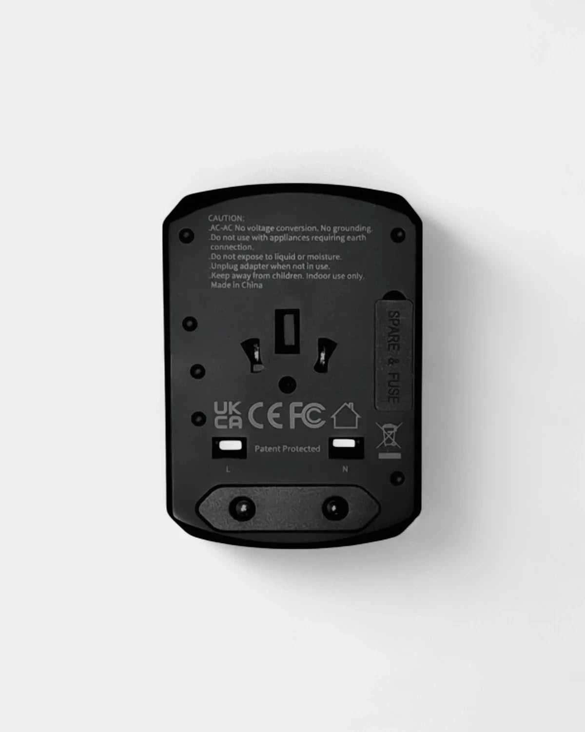 Custom travel adapter Skross MUV Micro - 18
