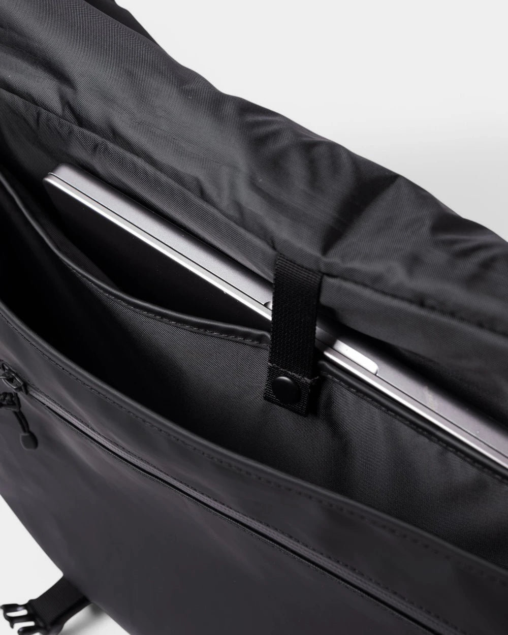Customizable Stream Messenger Bag