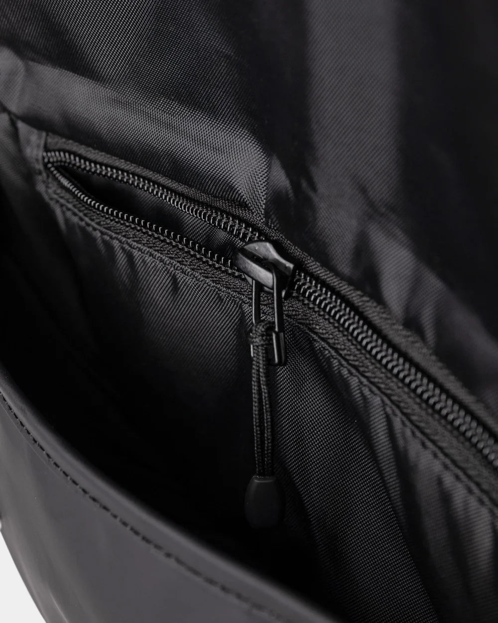 Customizable Stream Messenger Mini Bag
