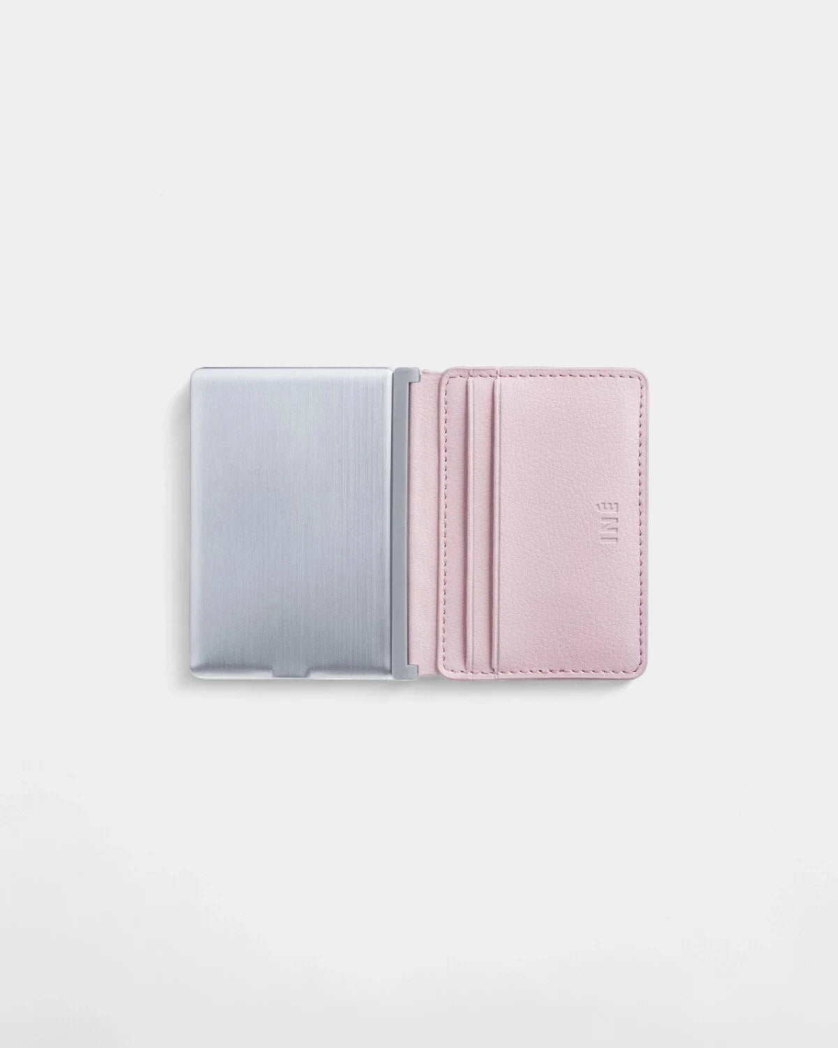Customizable anti-RFID recycled leather card holder
