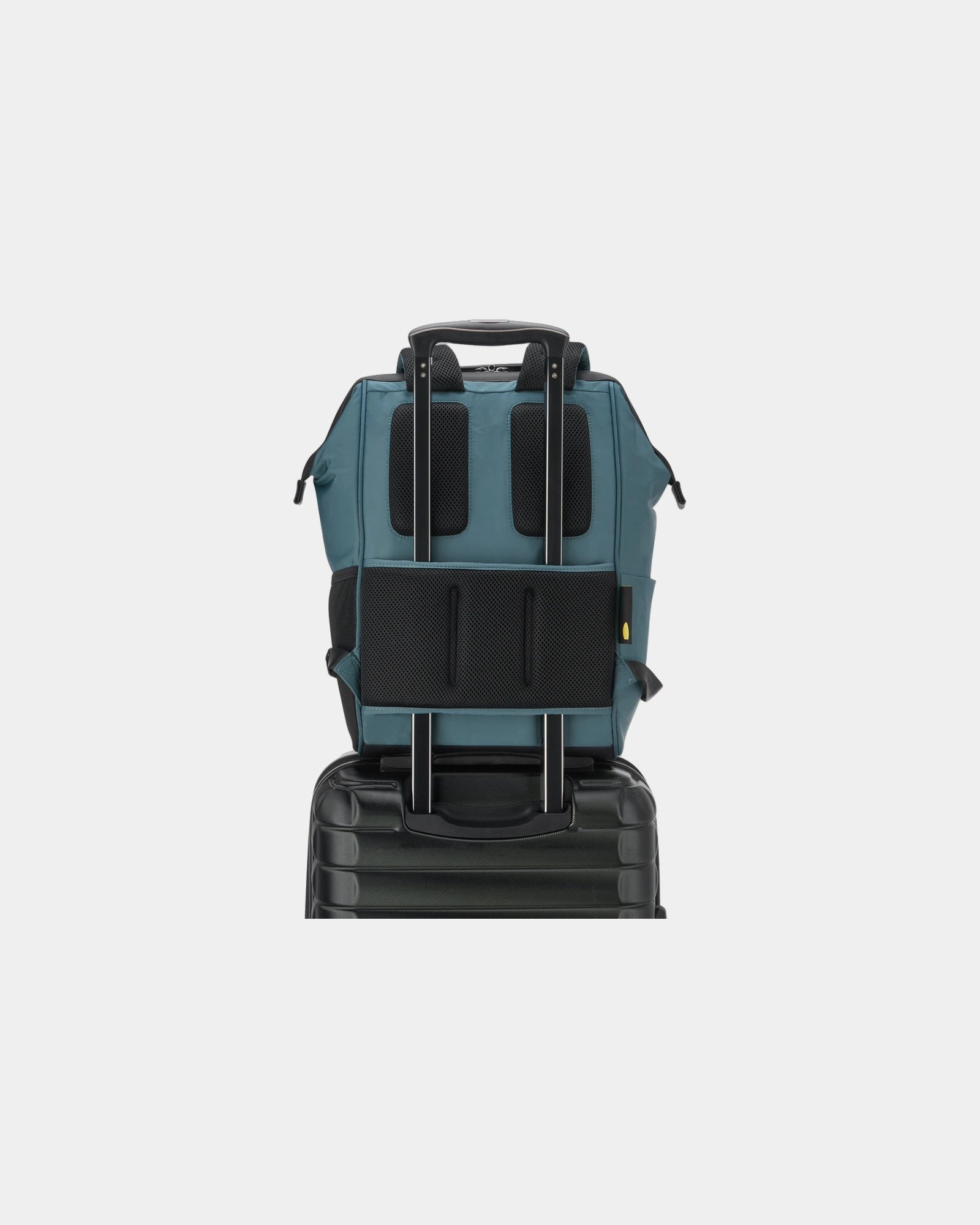 Custom polyester backpack Delsey Shadow 5.0 26L - 16