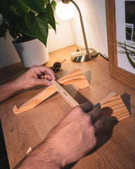 Custom recycled pallet wood laptop stand Ekomodo Altxa