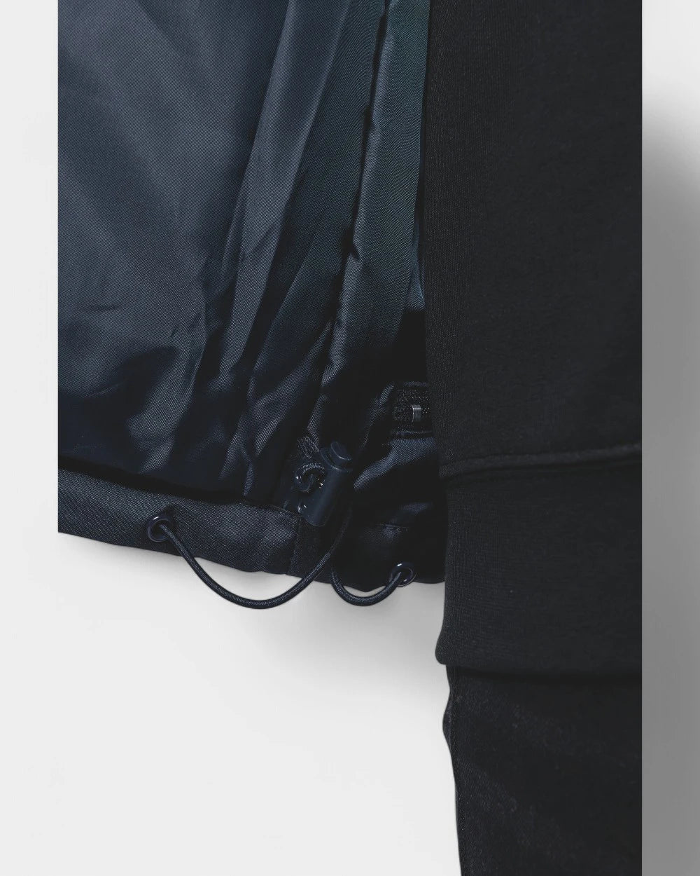 Men's Jacket with Removable Sleeves to Customize