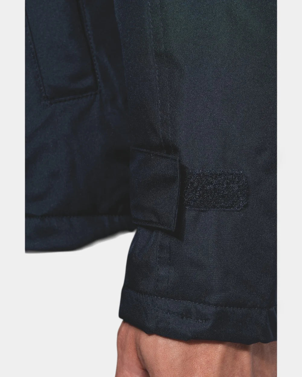 Men's Jacket with Removable Sleeves to Customize