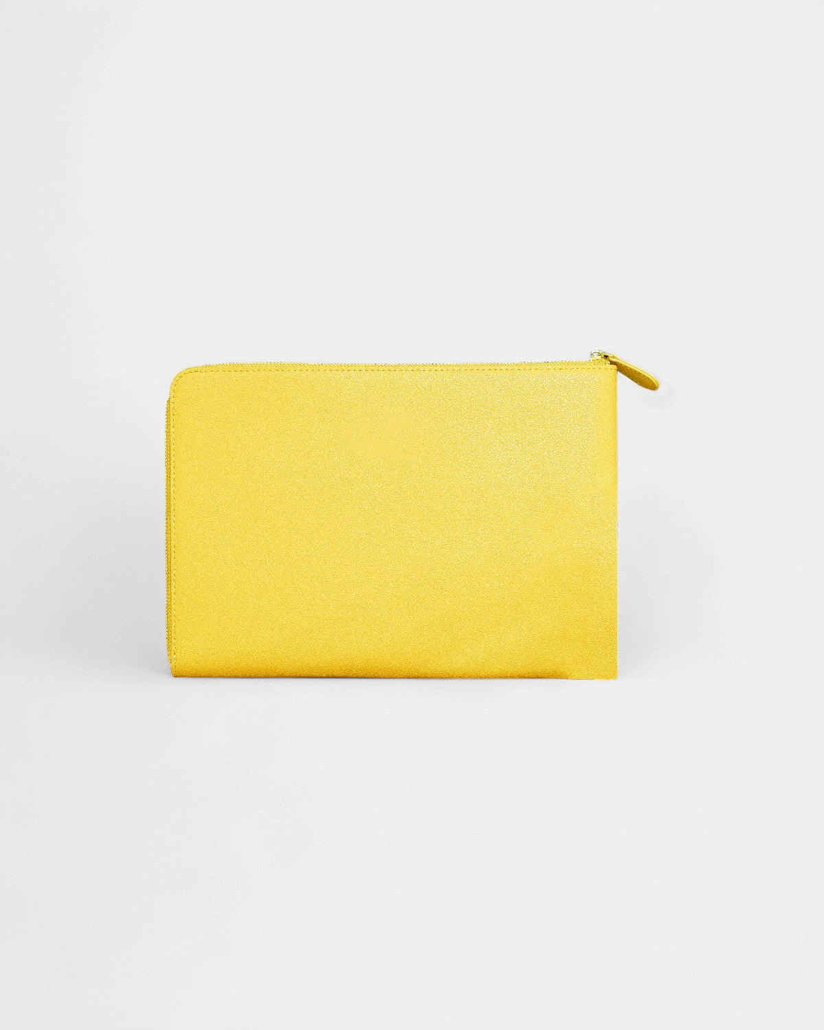 Iné Laptop Pouch in Recycled Leather to Personalize