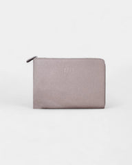 Iné Laptop Pouch in Recycled Leather to Personalize