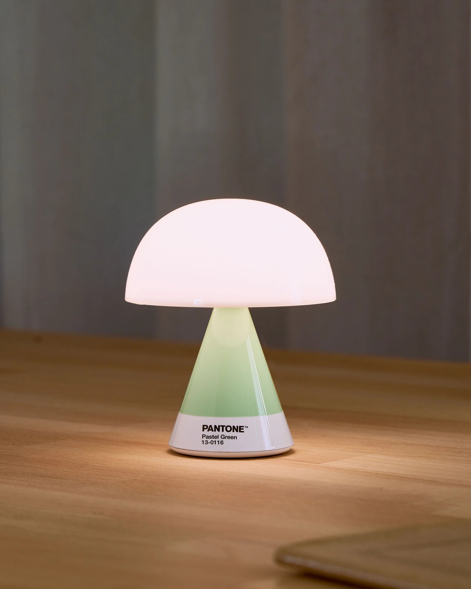 Custom portable LED lamp Lexon Mina M - Mimosa - 34