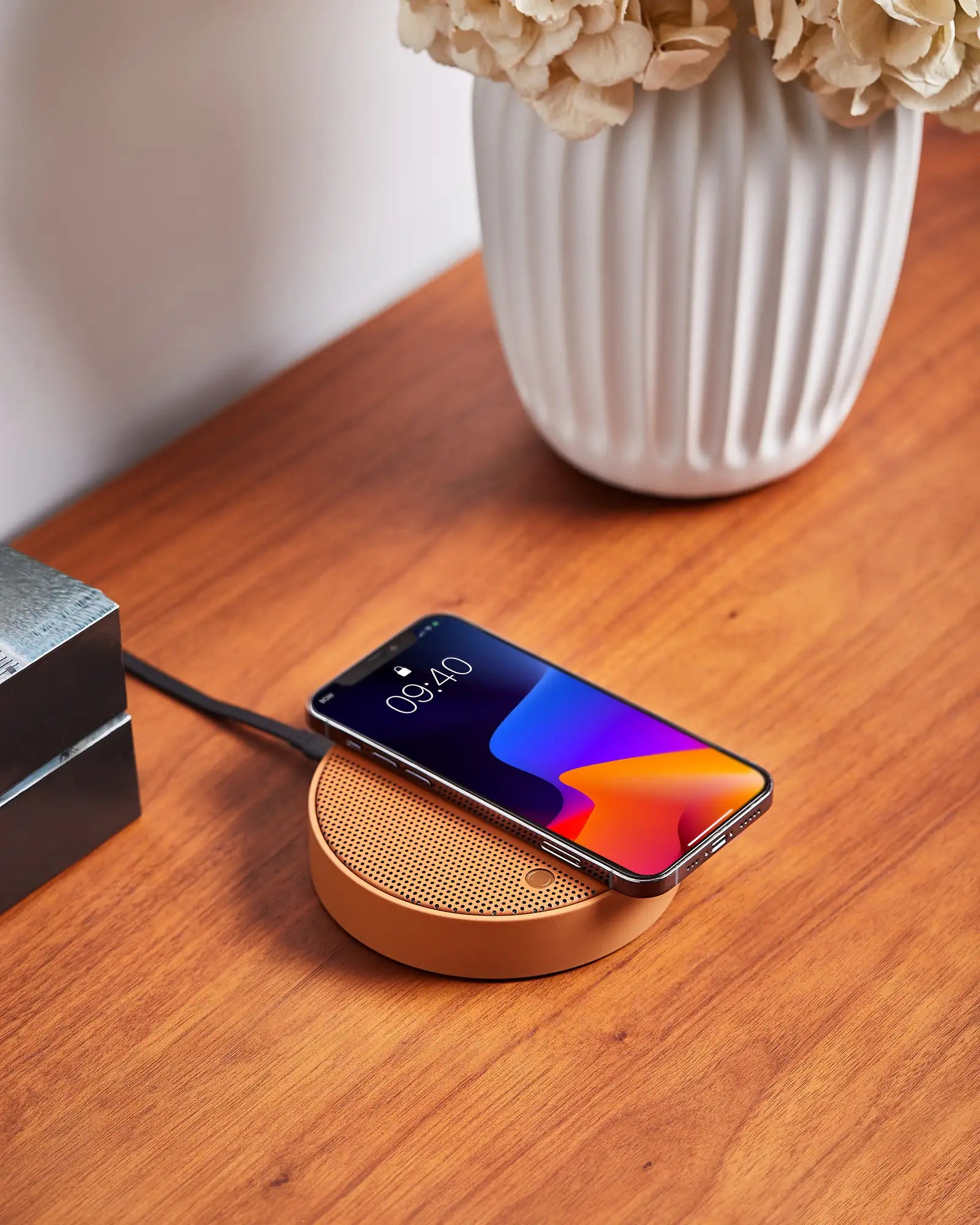 Custom wireless charging speaker Lexon Oslo Energy+ - 15