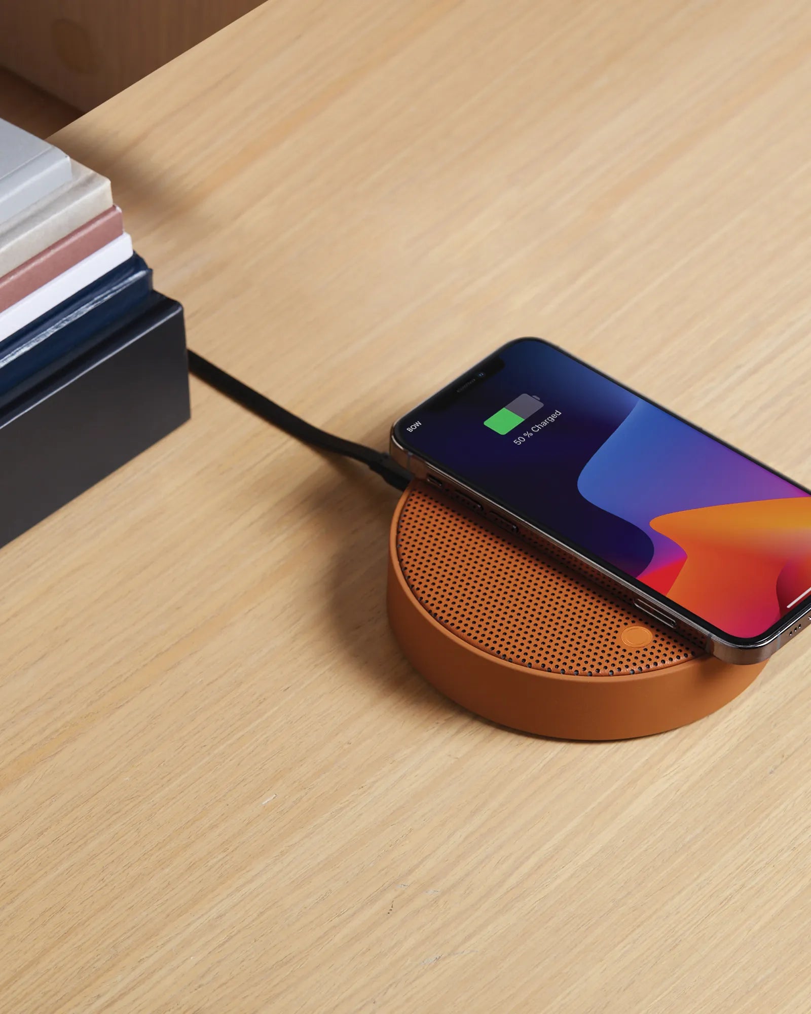 Custom wireless charging speaker Lexon Oslo Energy+ - 12