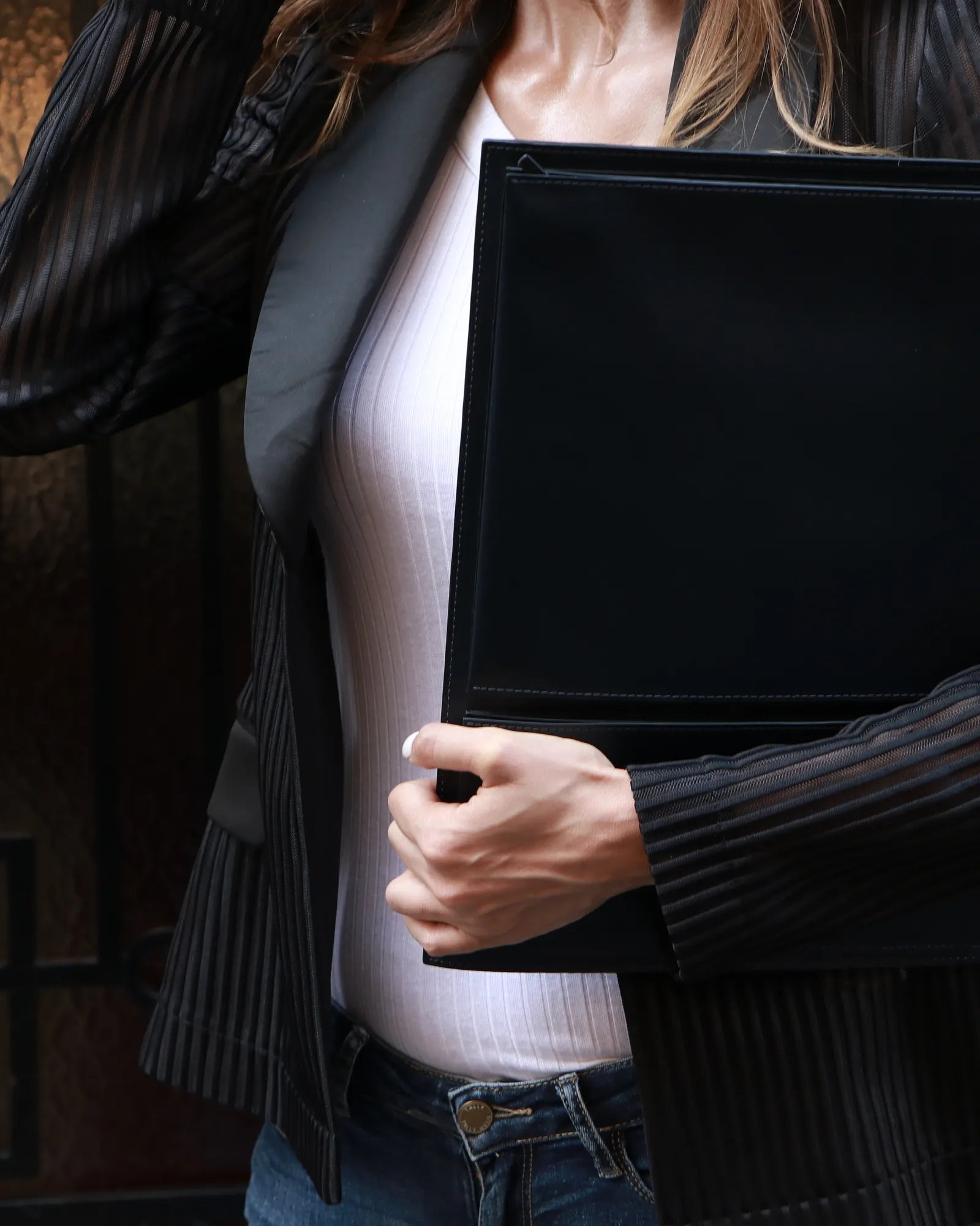 Custom recycled leather Flat 15” laptop brief Lexon - 5