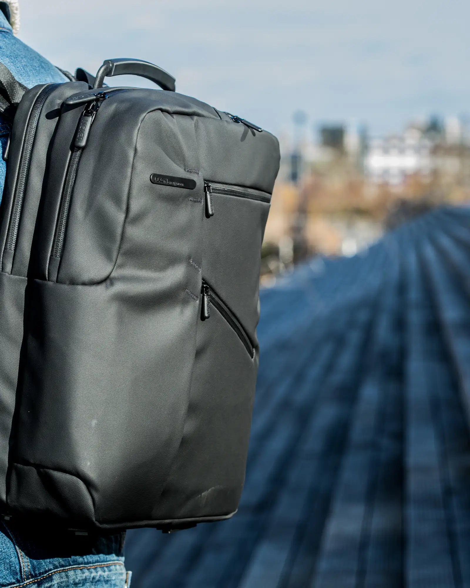 Custom waterproof laptop brief Lexon Challenger 13" - 6