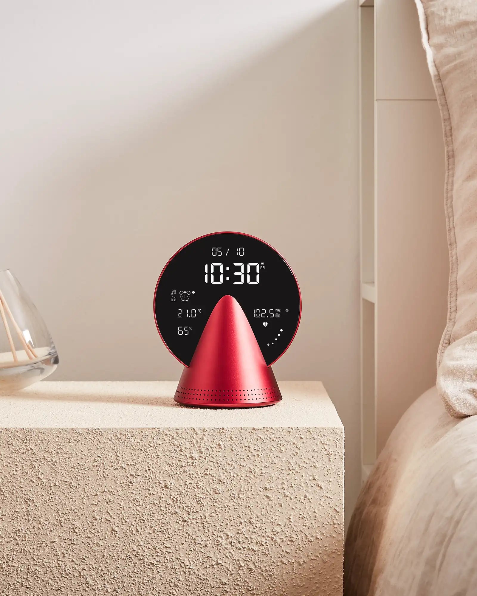 Custom aluminum Conic Clock Lexon - 6