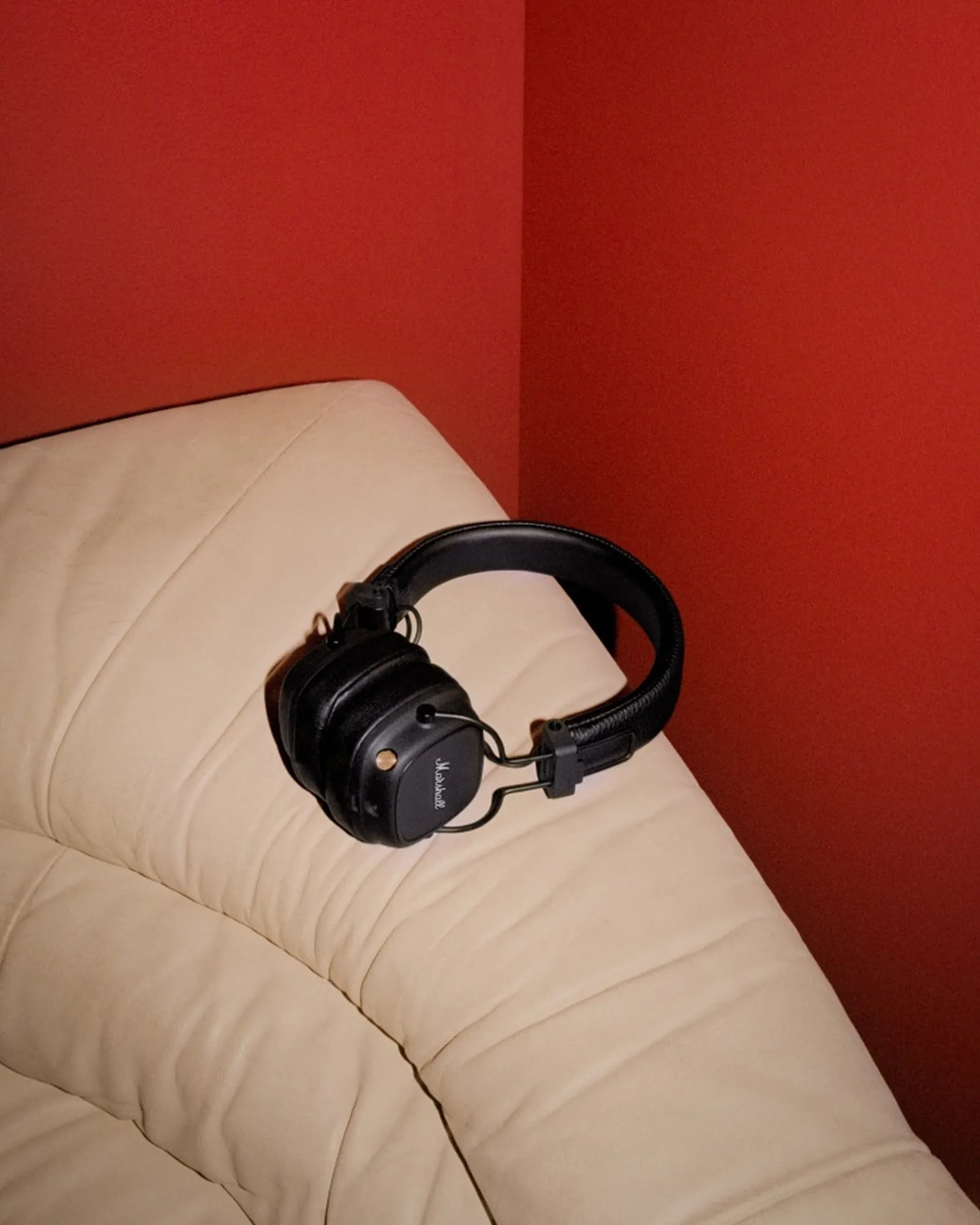 Custom eco-friendly headphones Marshall Major IV - 14