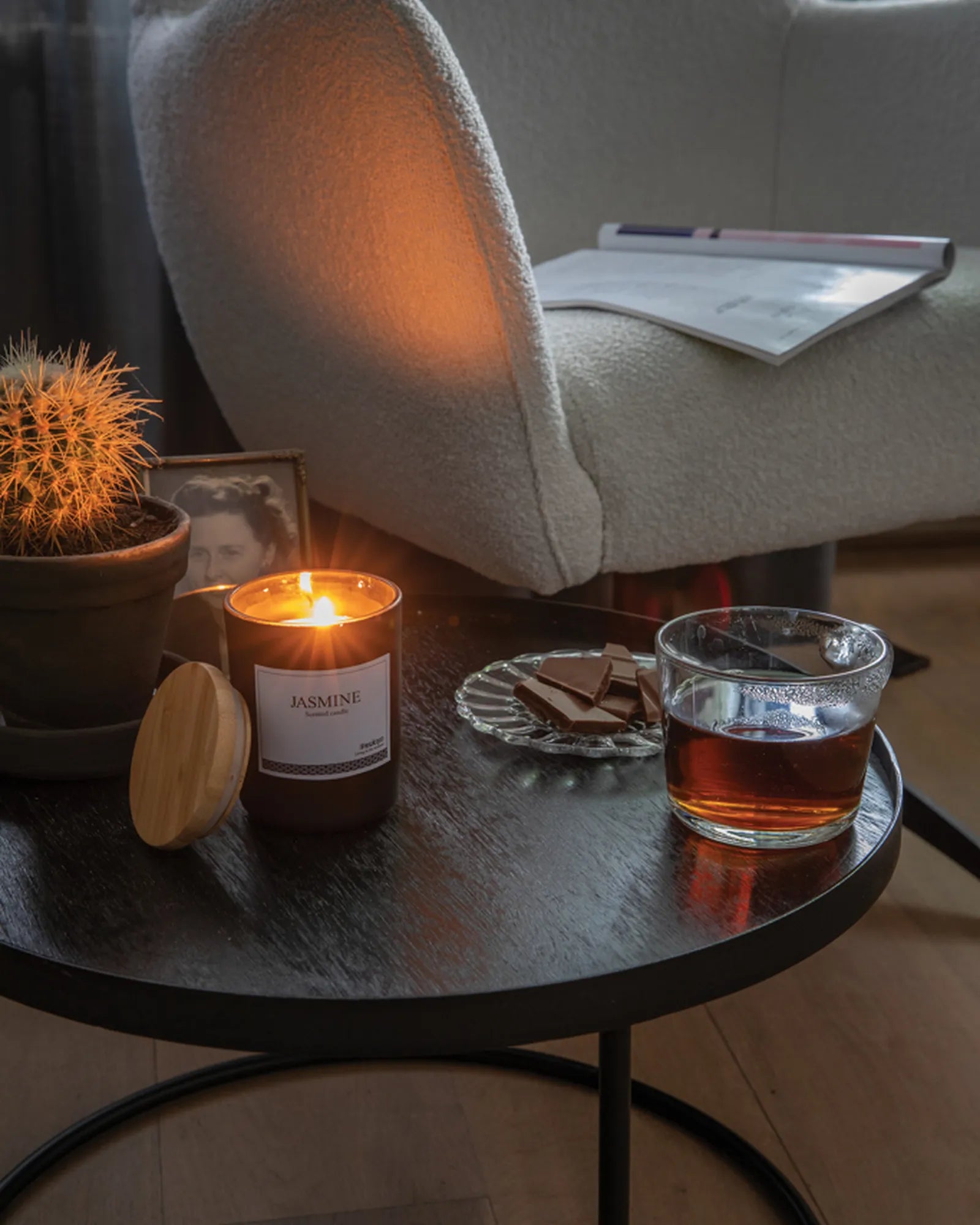 Promotional scented candle with bamboo lid - 7