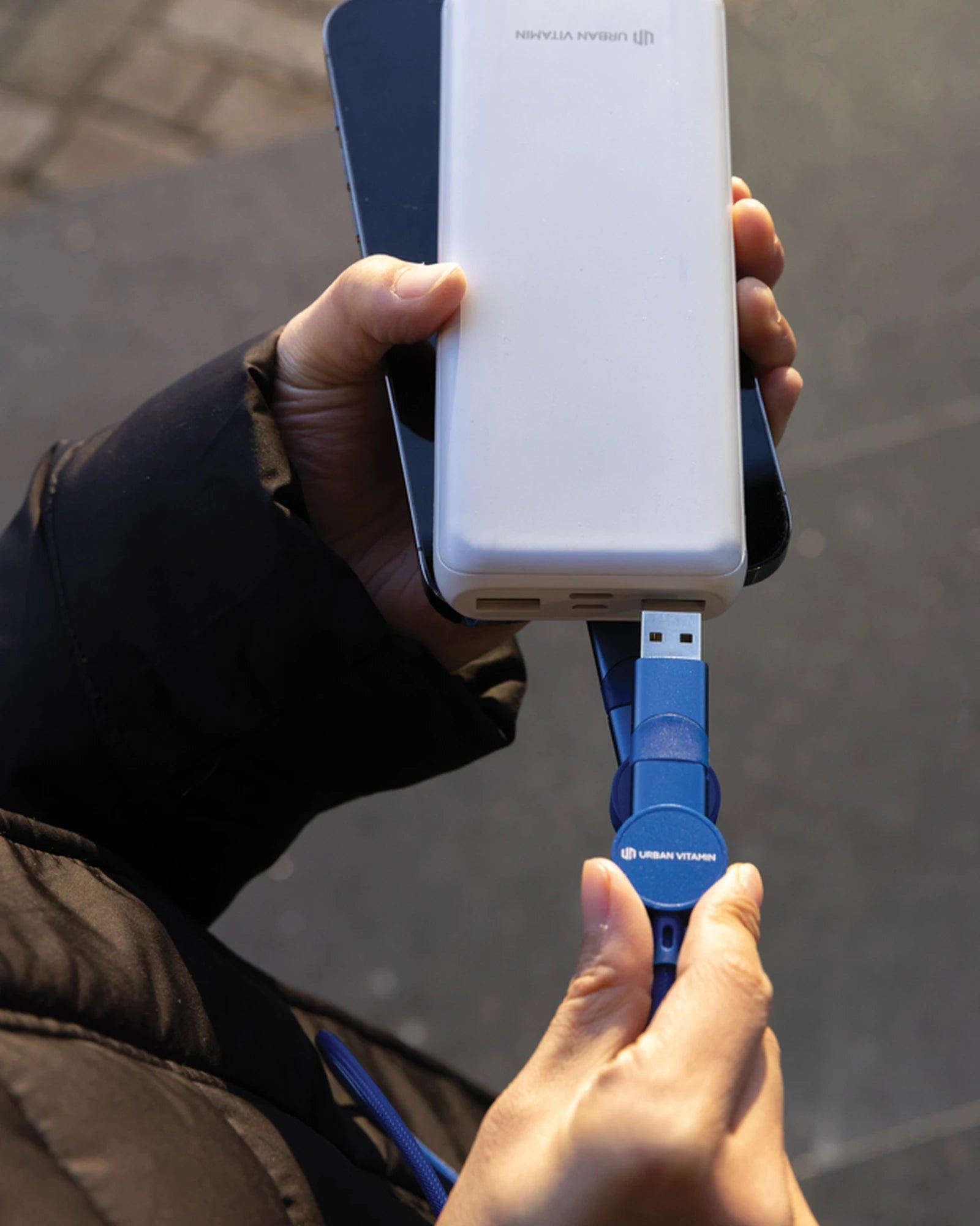 Custom 6-in-1 charging cable Urban Vitamin Oakland - 24
