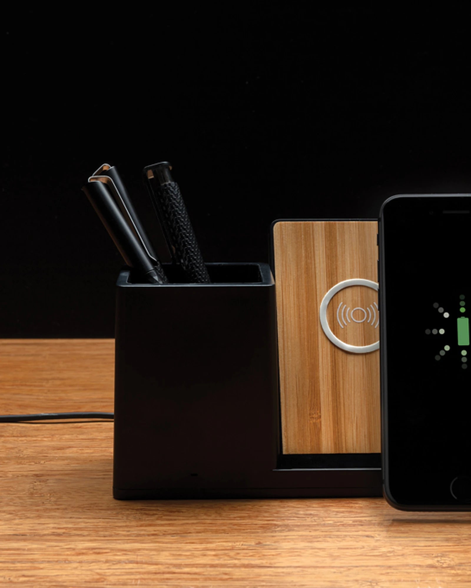 Custom 10W wireless charger with pen holder - 5