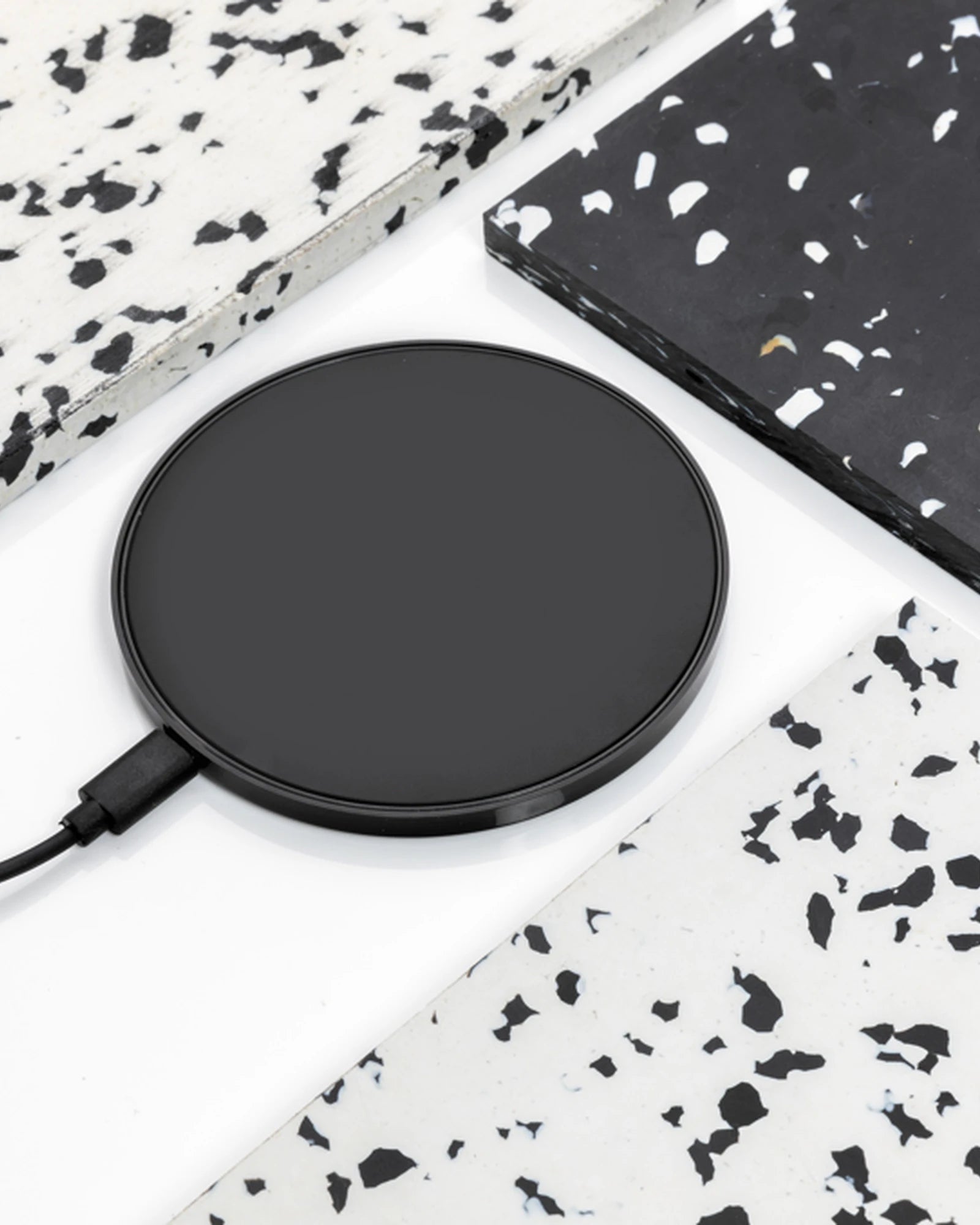 Promotional recycled plastic 10W wireless charger - 5