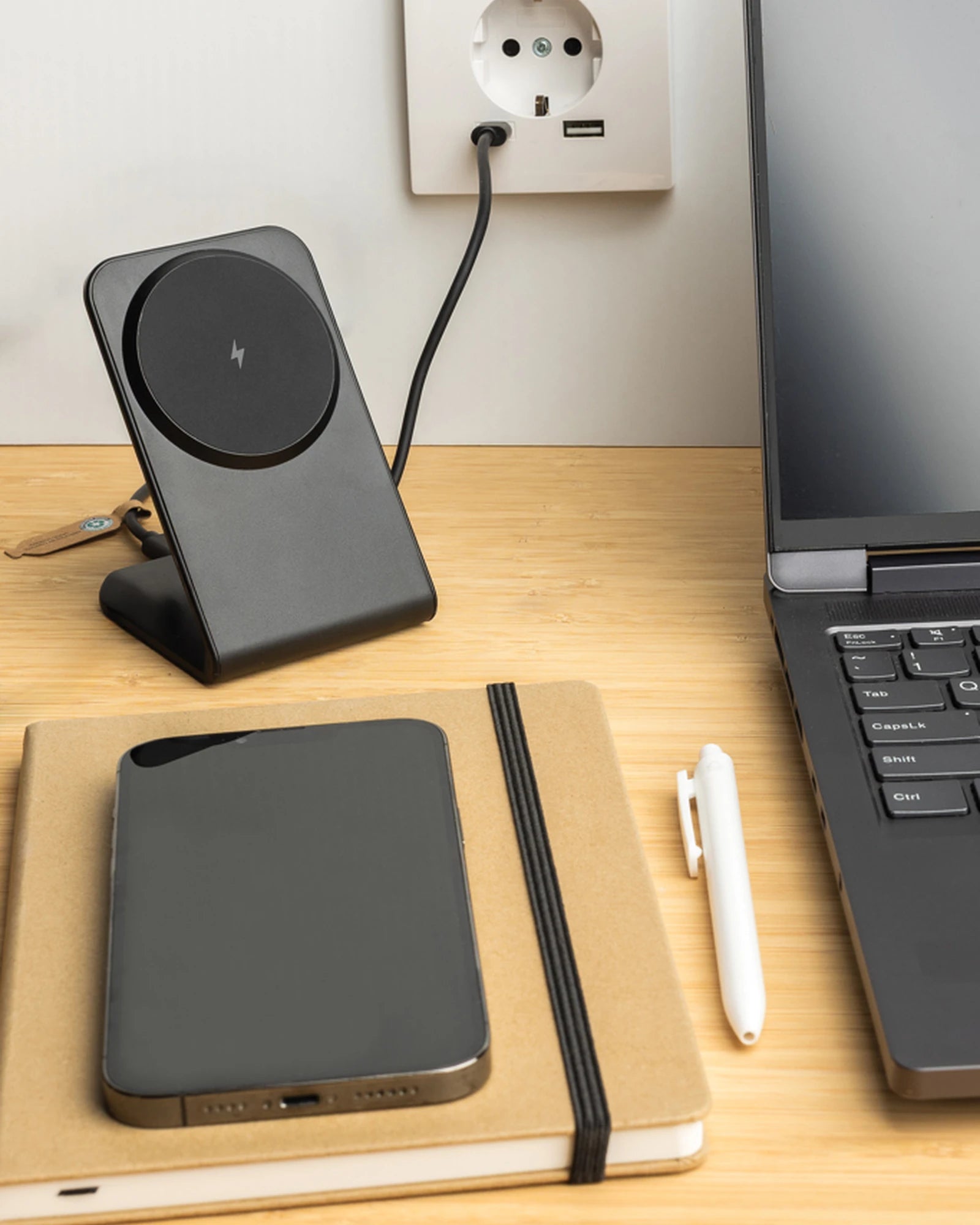 Promotional recycled plastic 15W wireless charger - 7