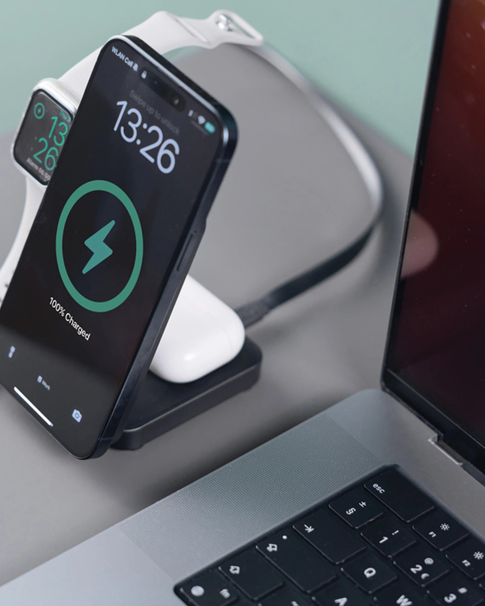 Custom recycled ABS wireless charger Urban Vitamin Arcadia - 9