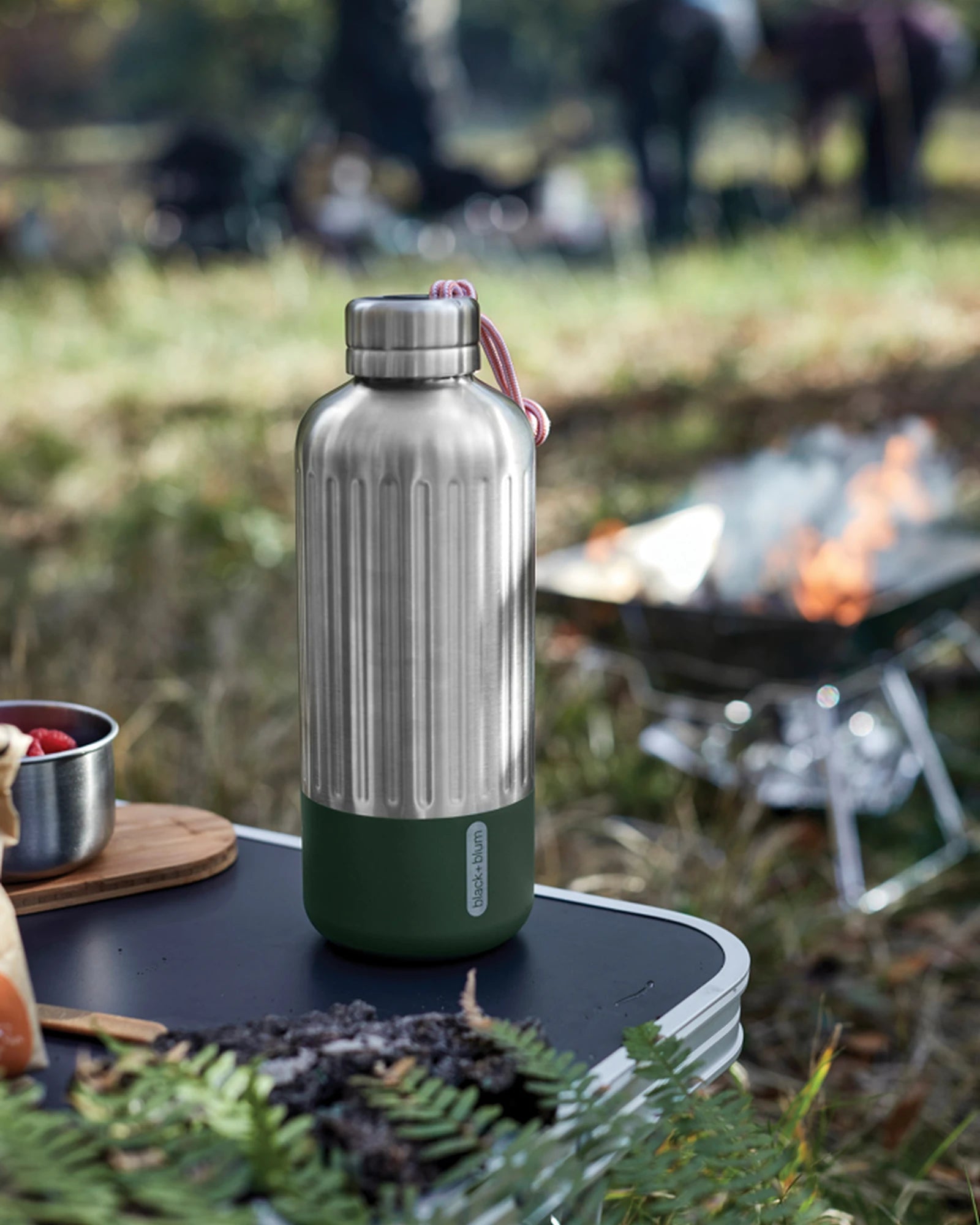 Custom insulated stainless steel bottle Black + Blum Explorer - 12