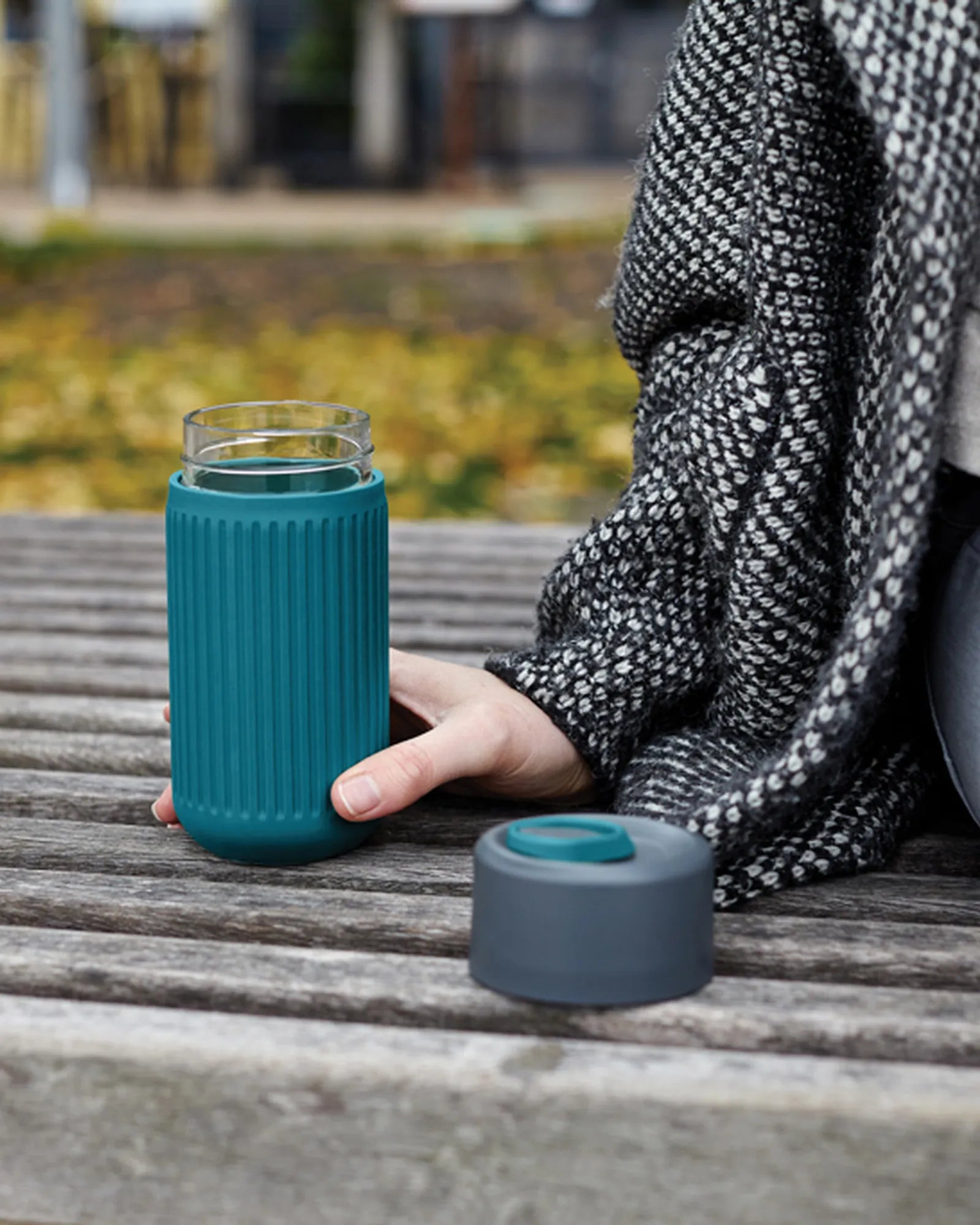 Custom eco-friendly glass travel mug Black + Blum 340ml - 16
