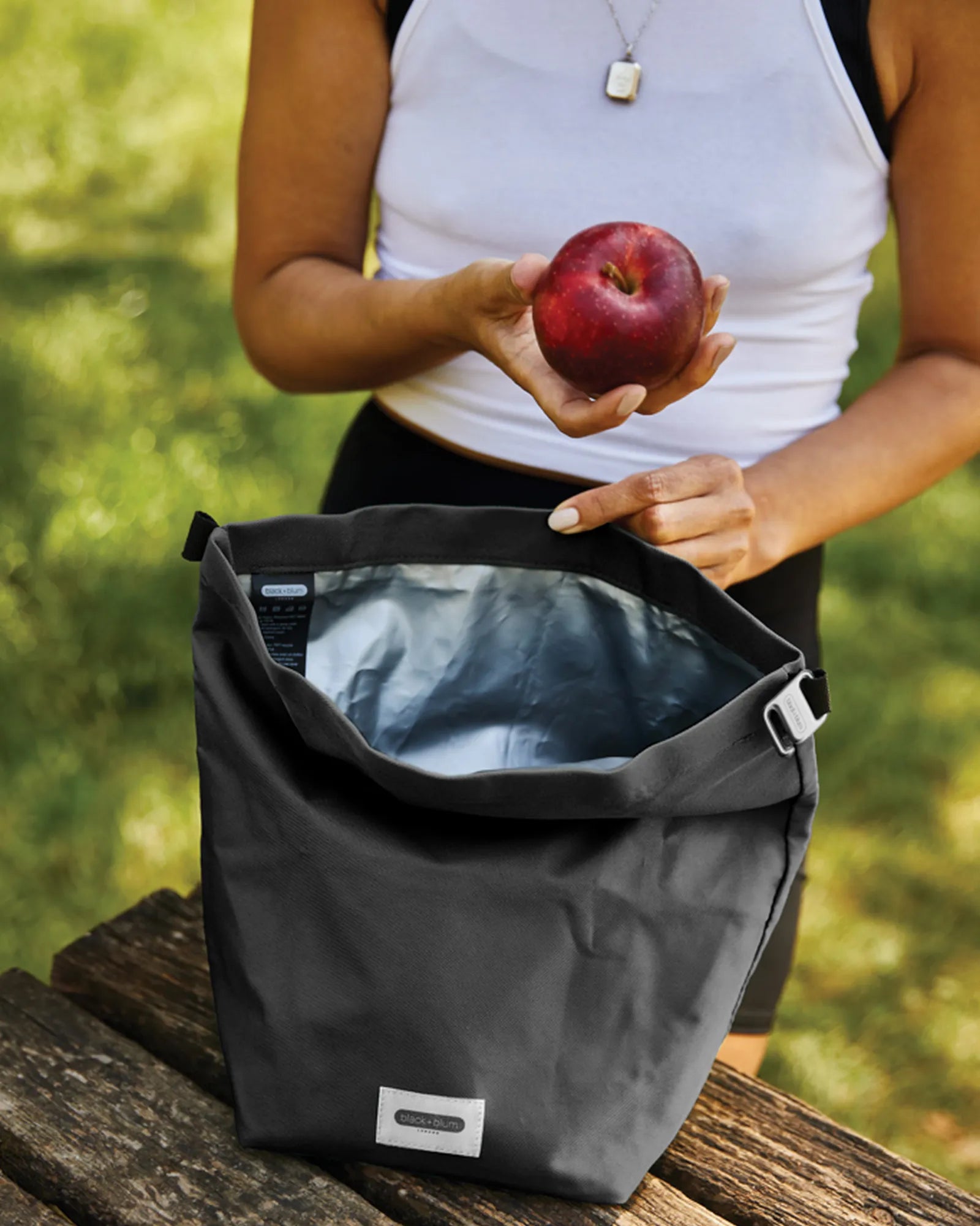 Custom rPET insulated lunch bag Black + Blum 6.7L - 9