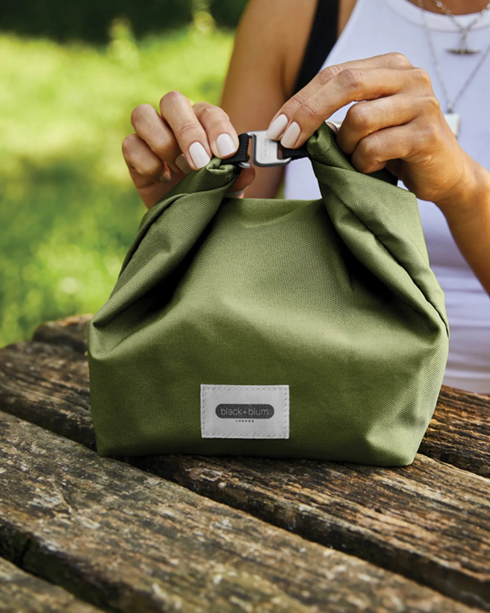 Custom rPET insulated lunch bag Black + Blum 6.7L - 39