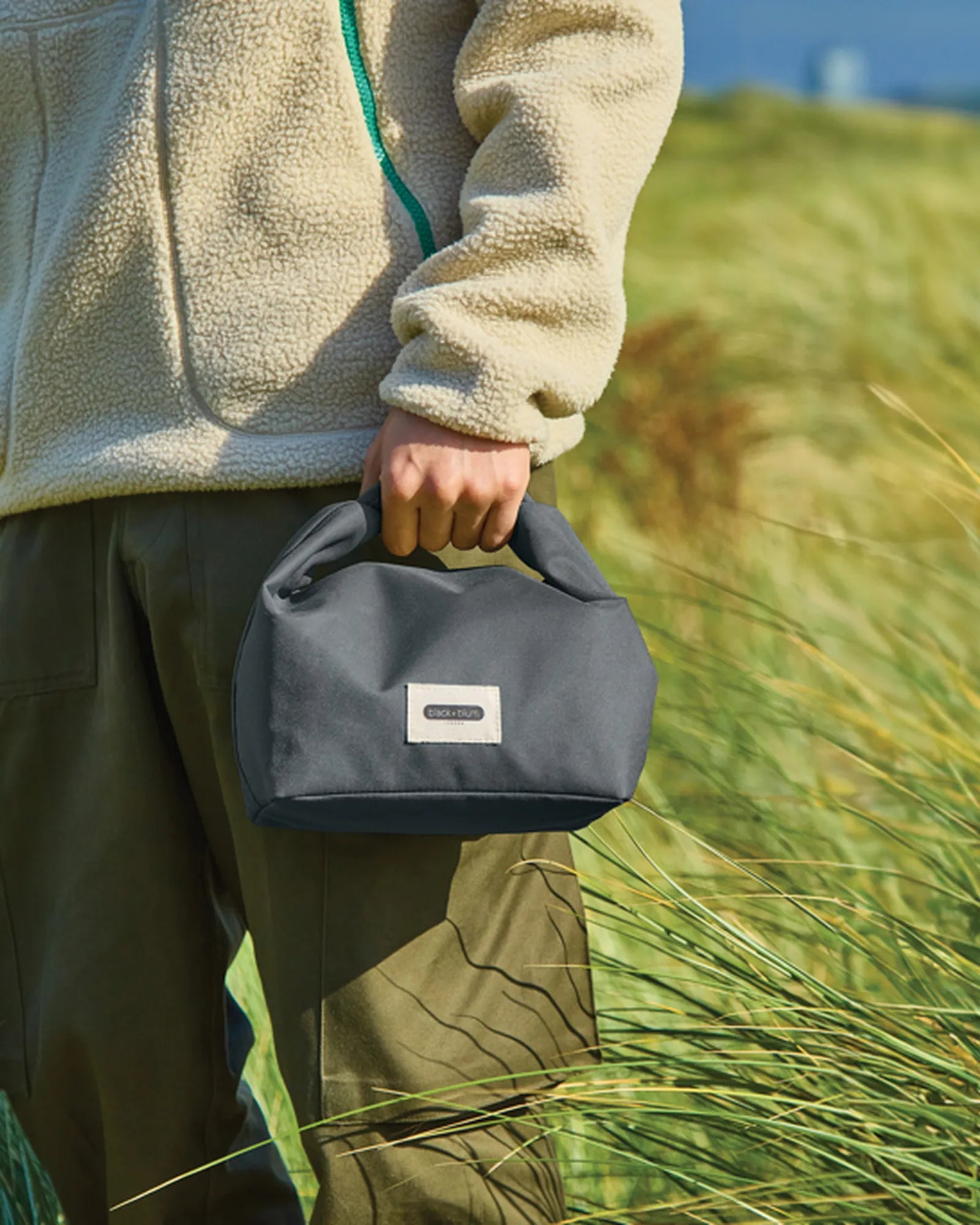 Custom rPET insulated lunch bag Black + Blum 6.7L - 19