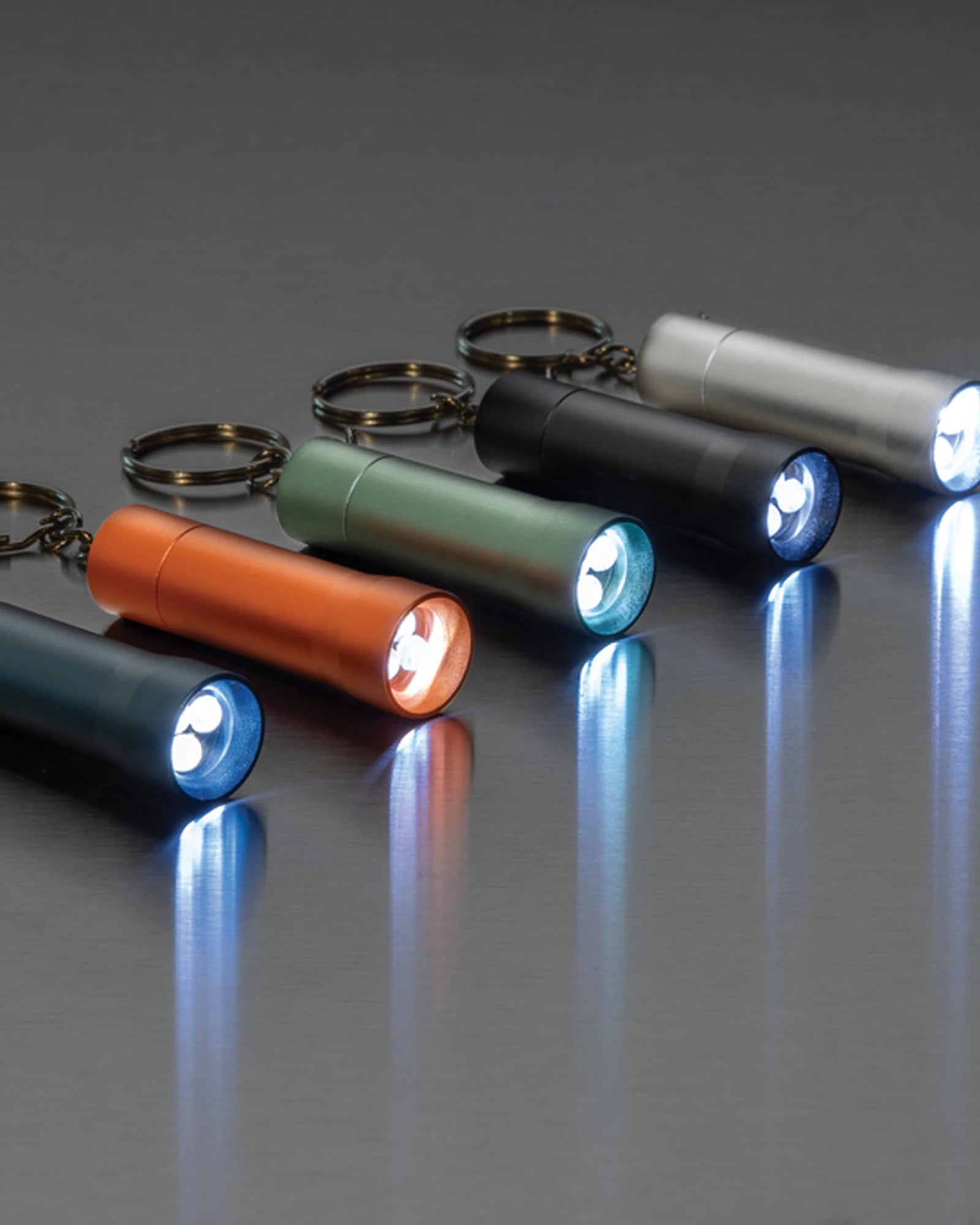Promotional recycled aluminum flashlight keychain - 15