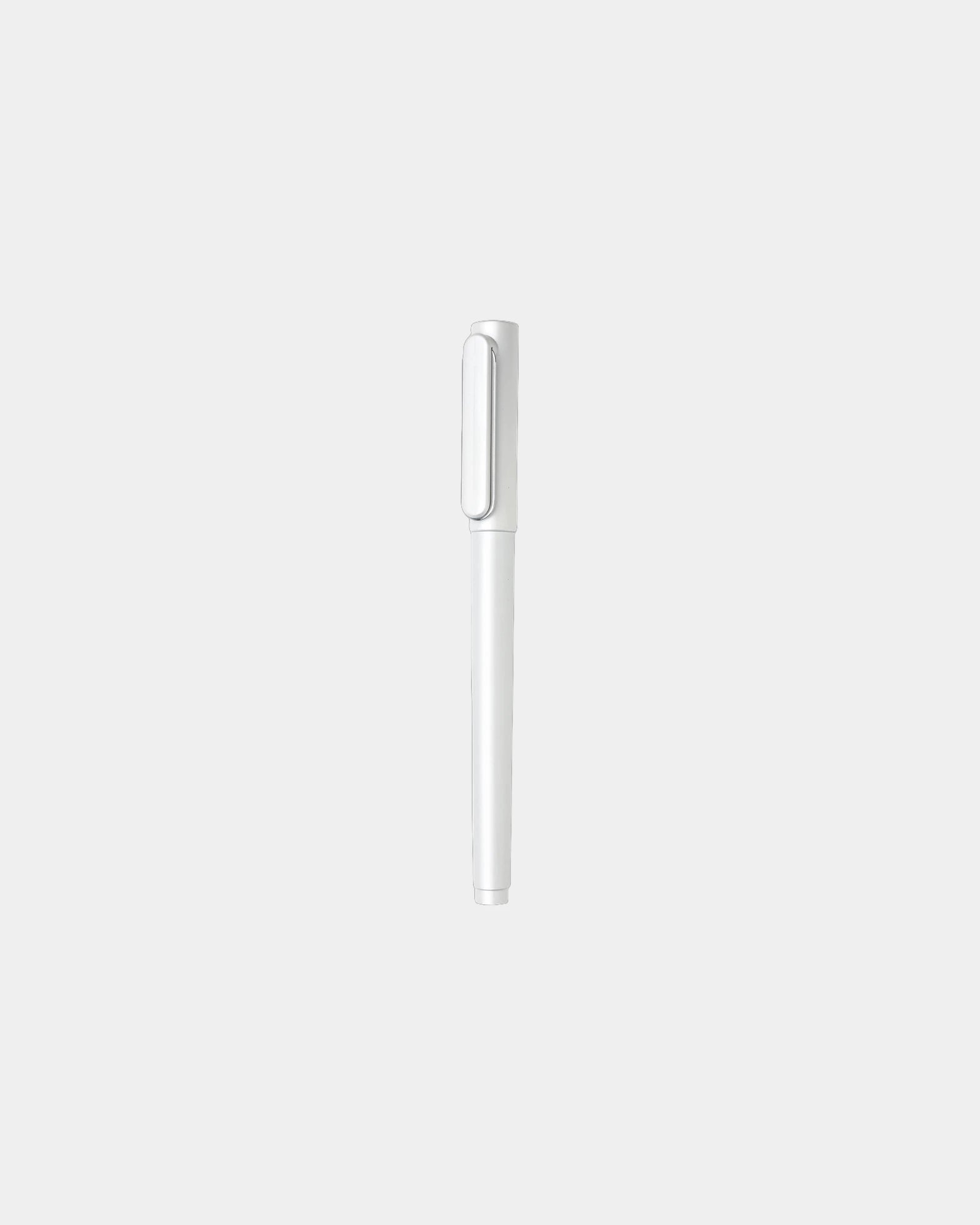 Promotional ultra-smooth ink plastic pen - White
