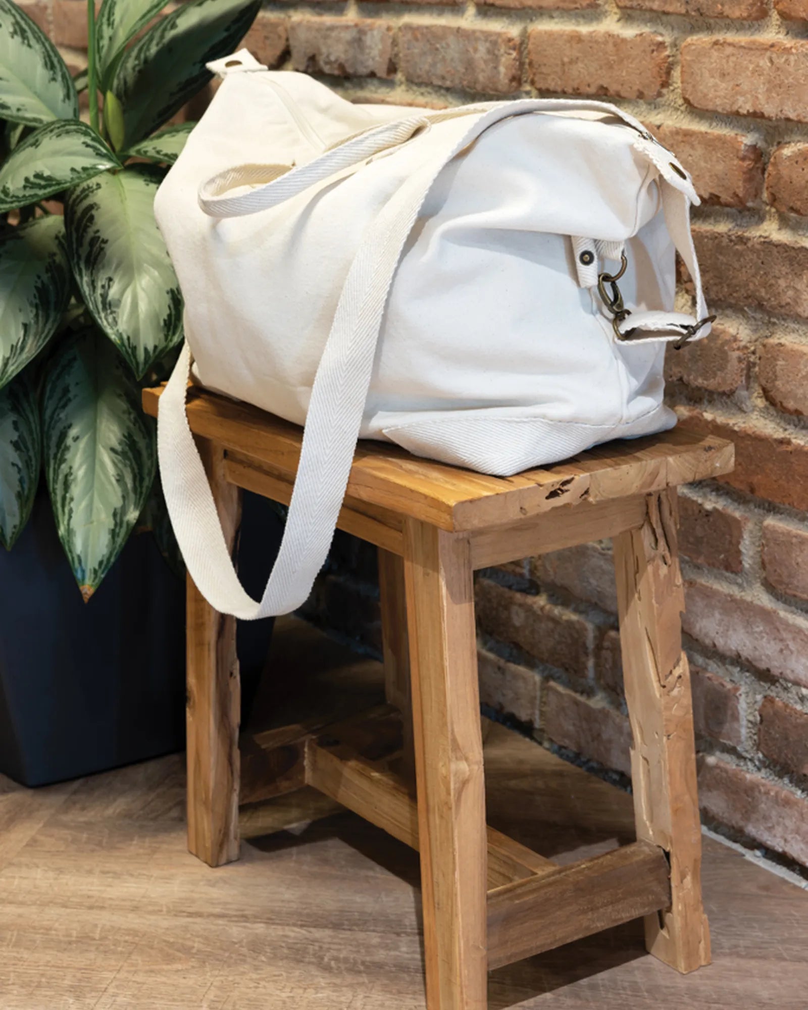 Custom recycled canvas weekend bag 40L - 5