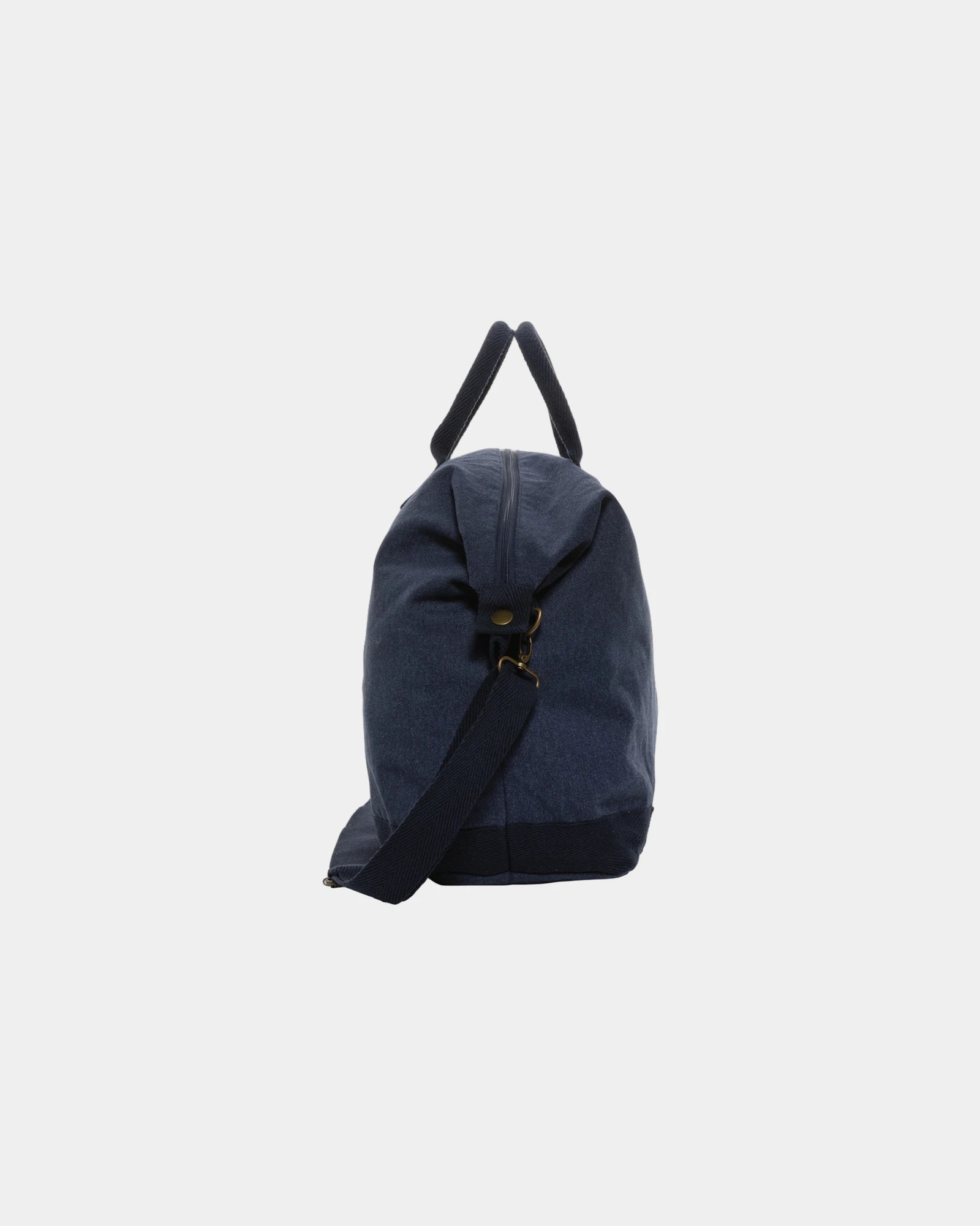Custom recycled canvas weekend bag 40L - 13