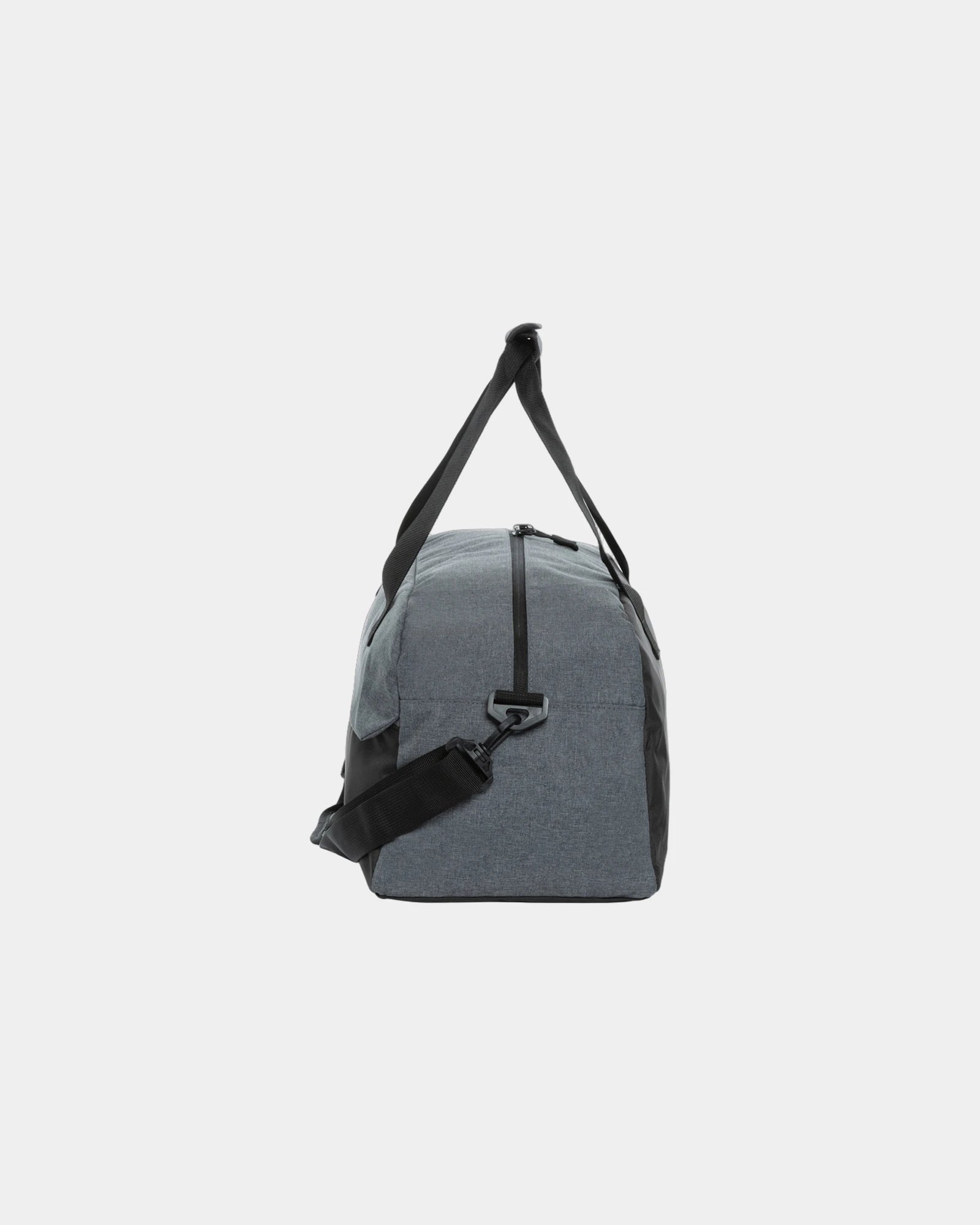 Custom rPET AWARE™ sports bag - 8