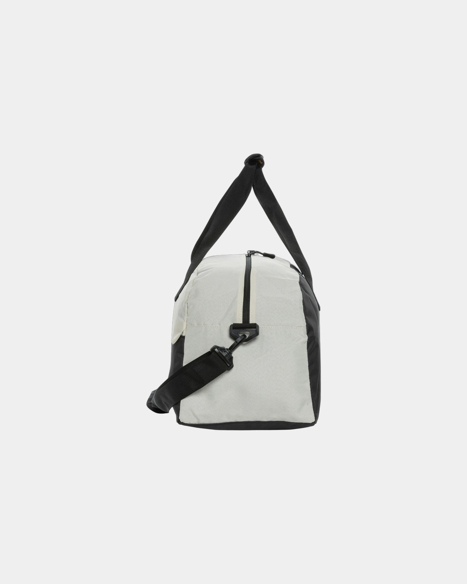 Custom rPET AWARE™ sports bag - 13