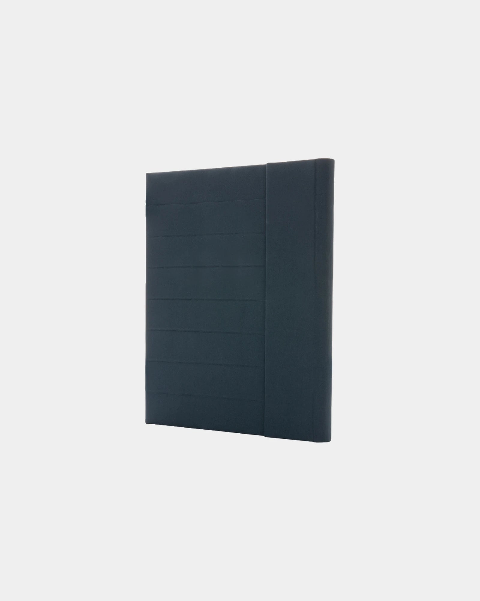 Promotional rPET A4 conference folder with magnetic closure - Navy