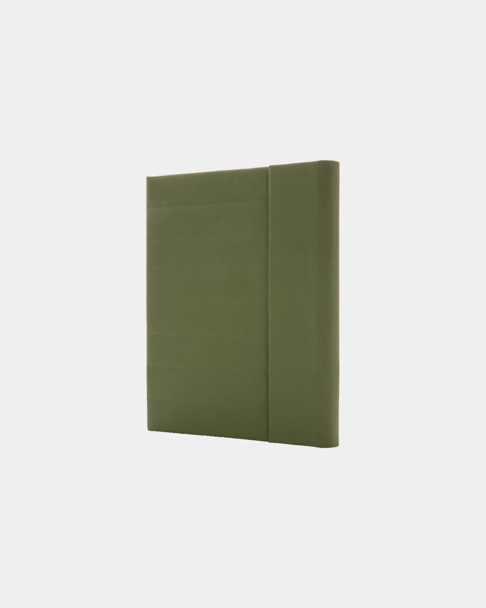 Promotional rPET A4 conference folder with magnetic closure - Green