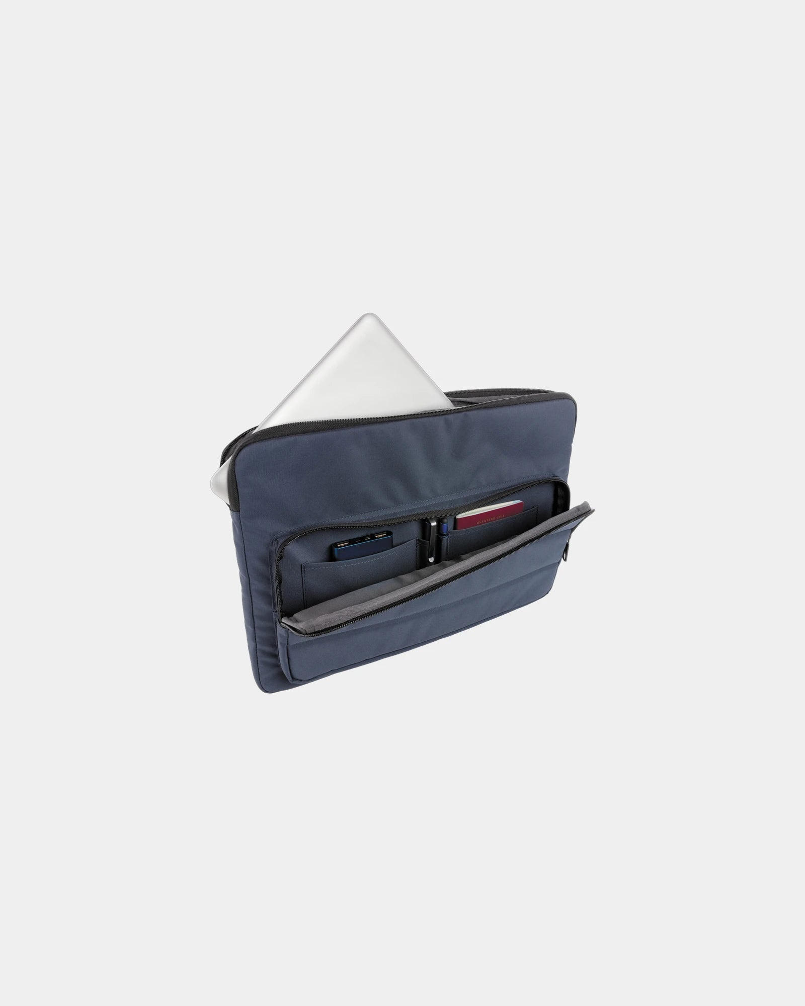 Promotional rPET AWARE™ 15.6" laptop sleeve - 18