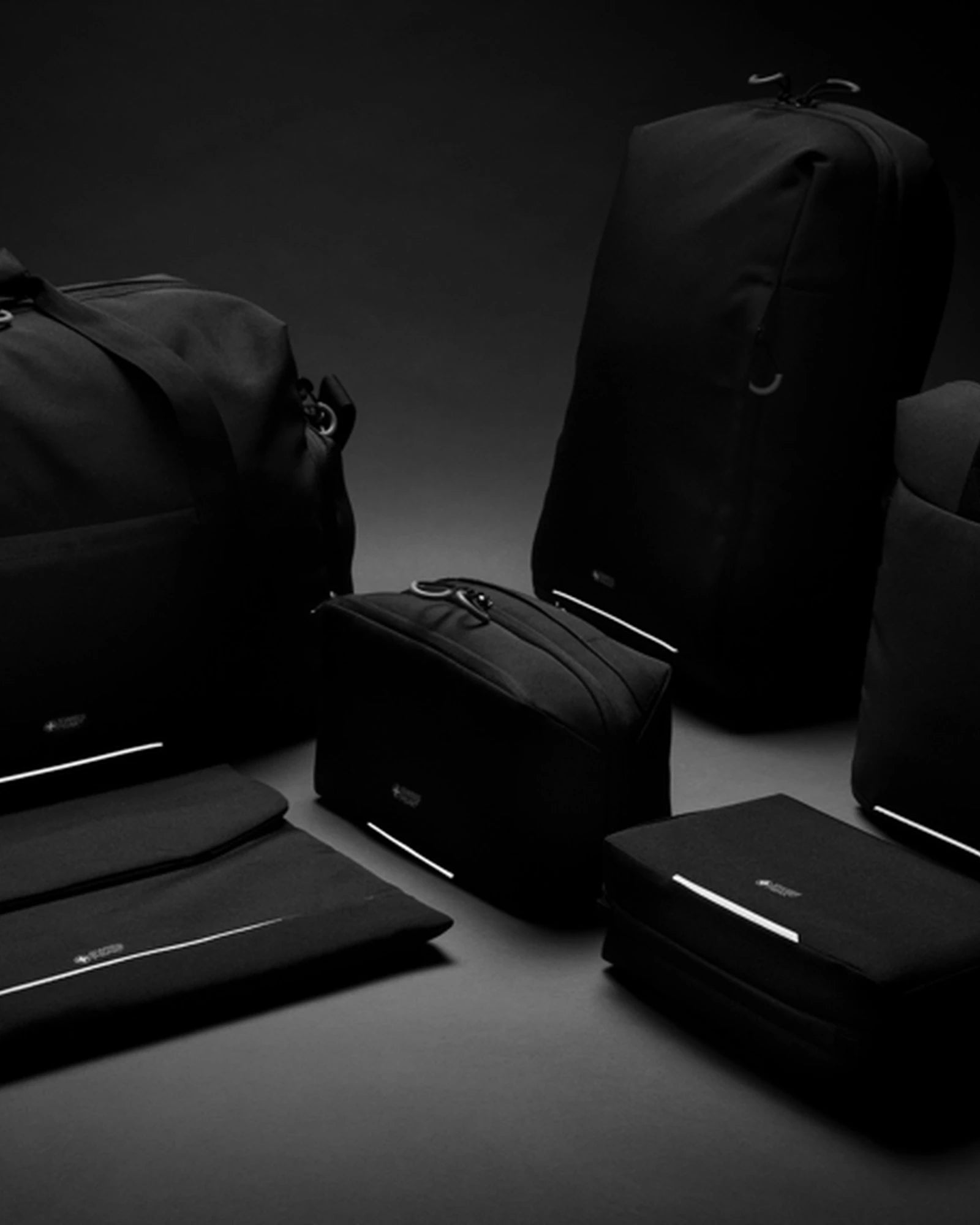 Promotional rPET travel pouch Swiss Peak - 6