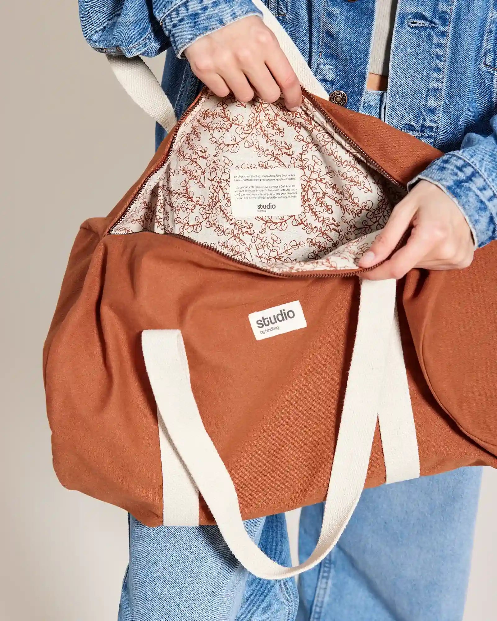 Custom organic cotton duffel bag Hindbag Sam - 17