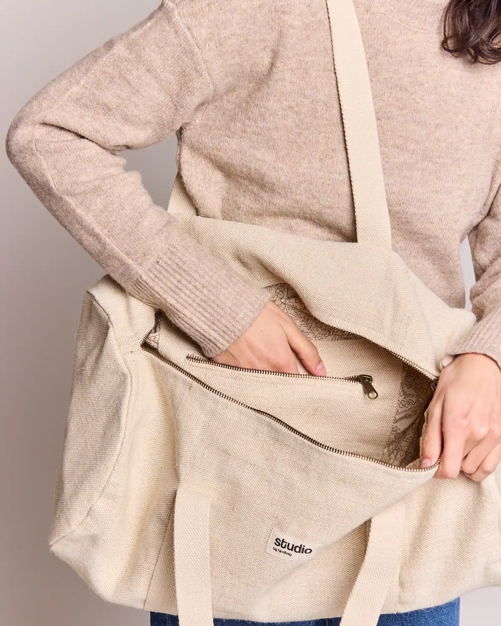 Custom organic cotton duffel bag Hindbag Sam - 27