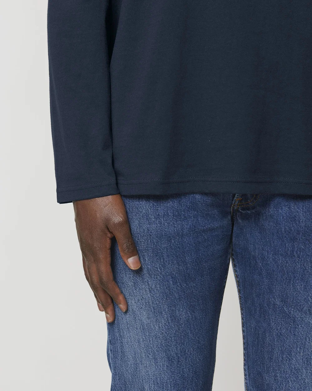 Eco-friendly long sleeve customizable T-shirt