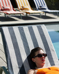 Custom eco-friendly beach towel LA SERVIETTE PARIS - 2