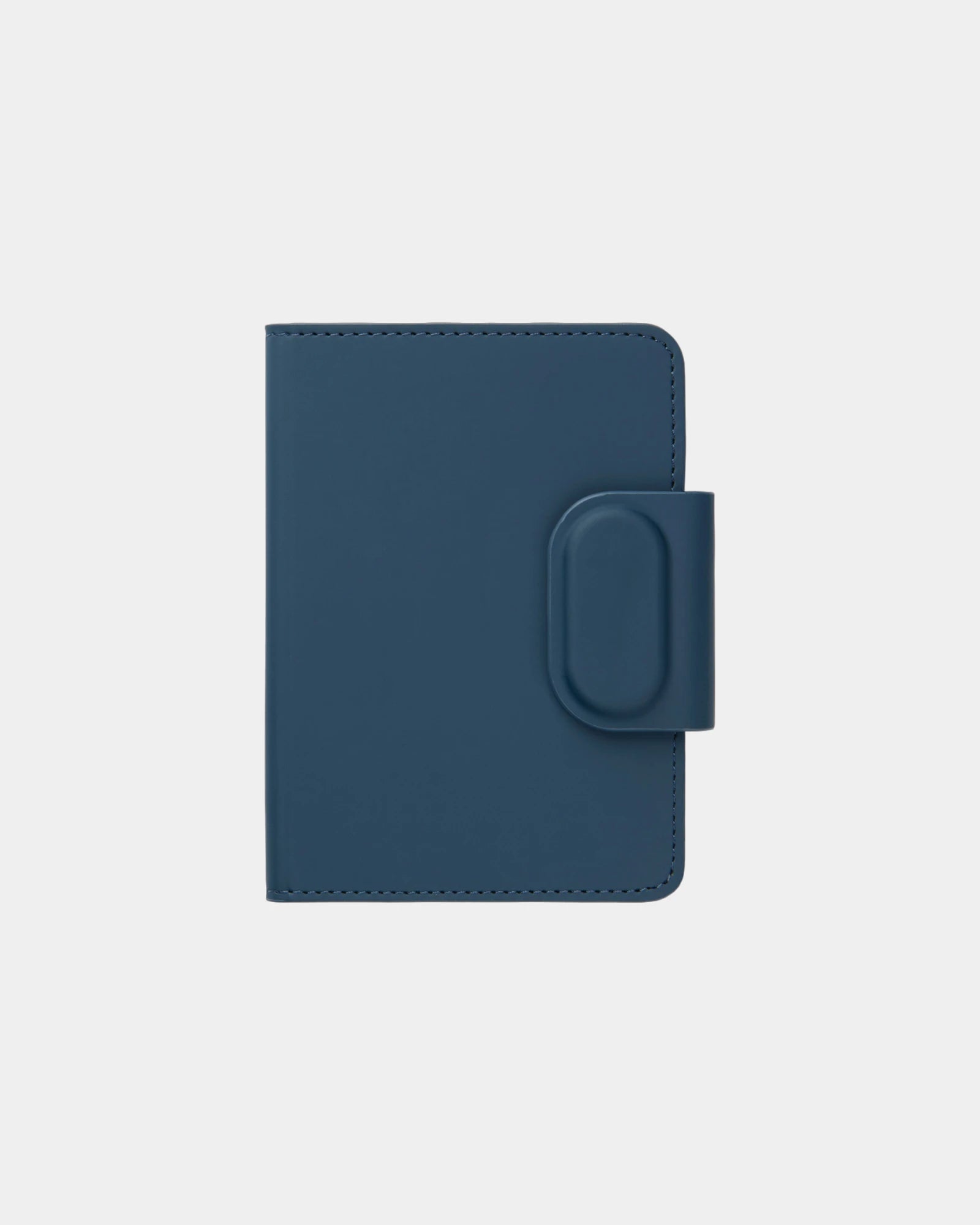 Custom recycled ABS passport cover Vinga Baltimore - Navy