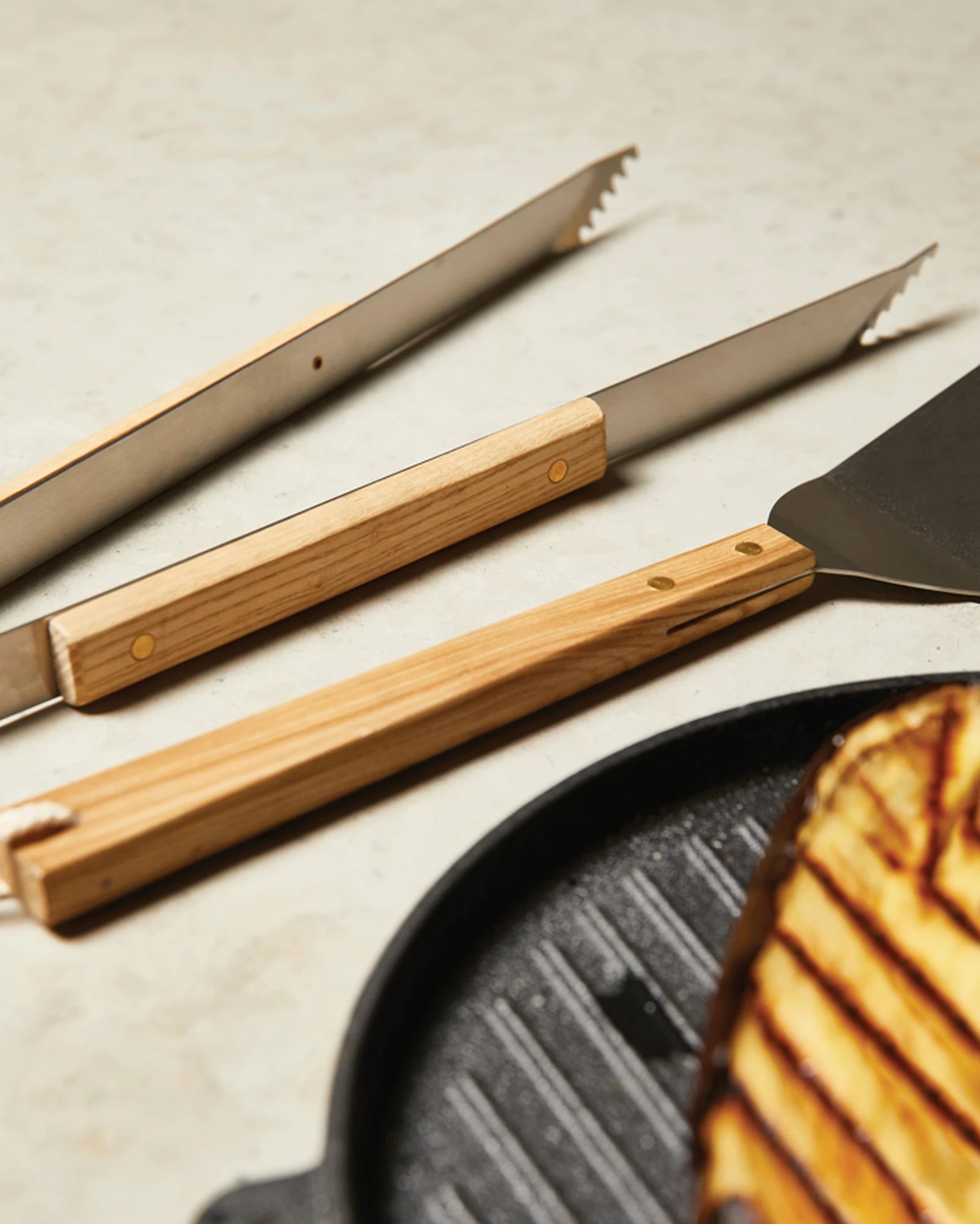 Custom stainless steel barbecue spatula Vinga Paso - 2