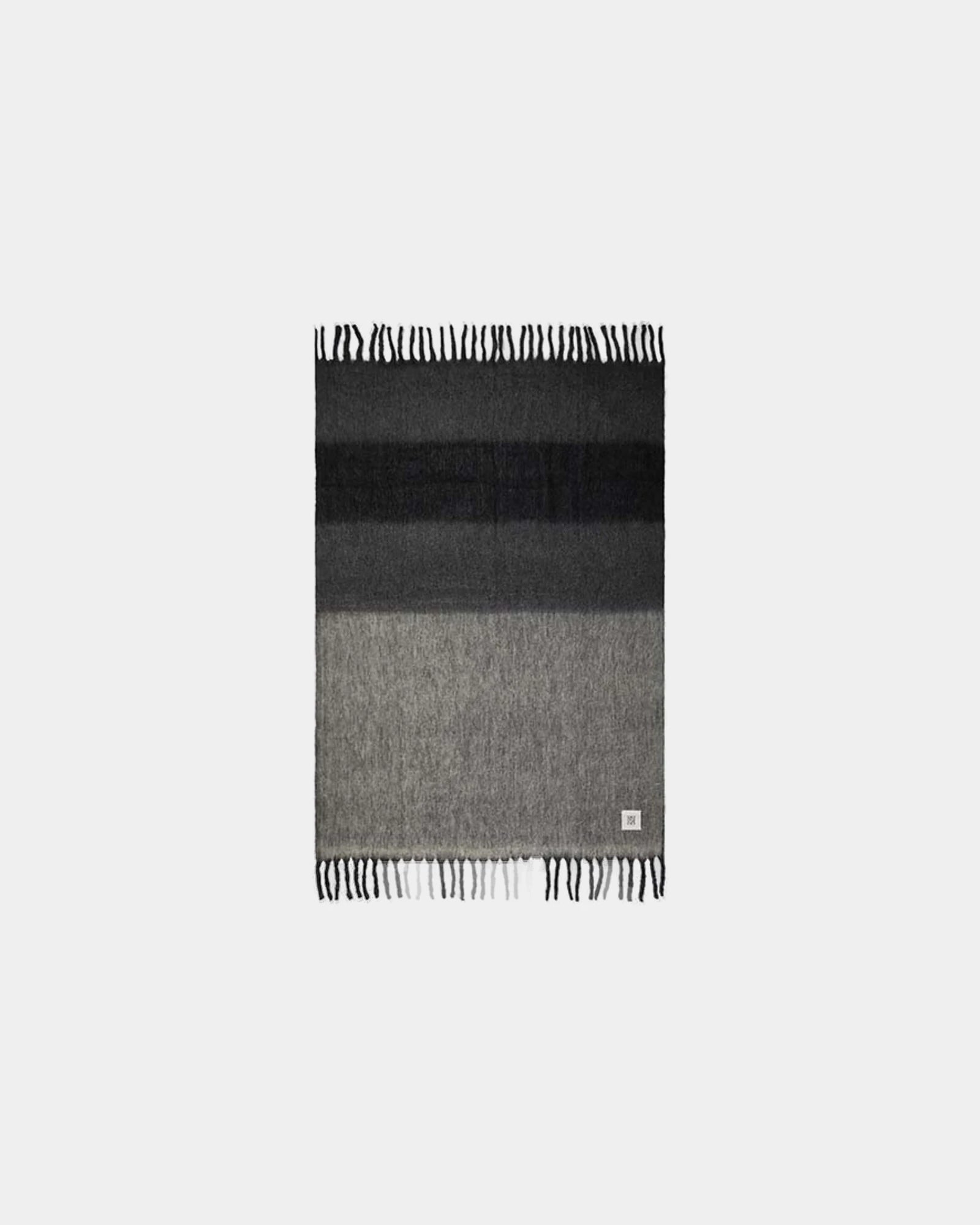 Custom eco-friendly wool blend blanket Vinga Saletto - 2