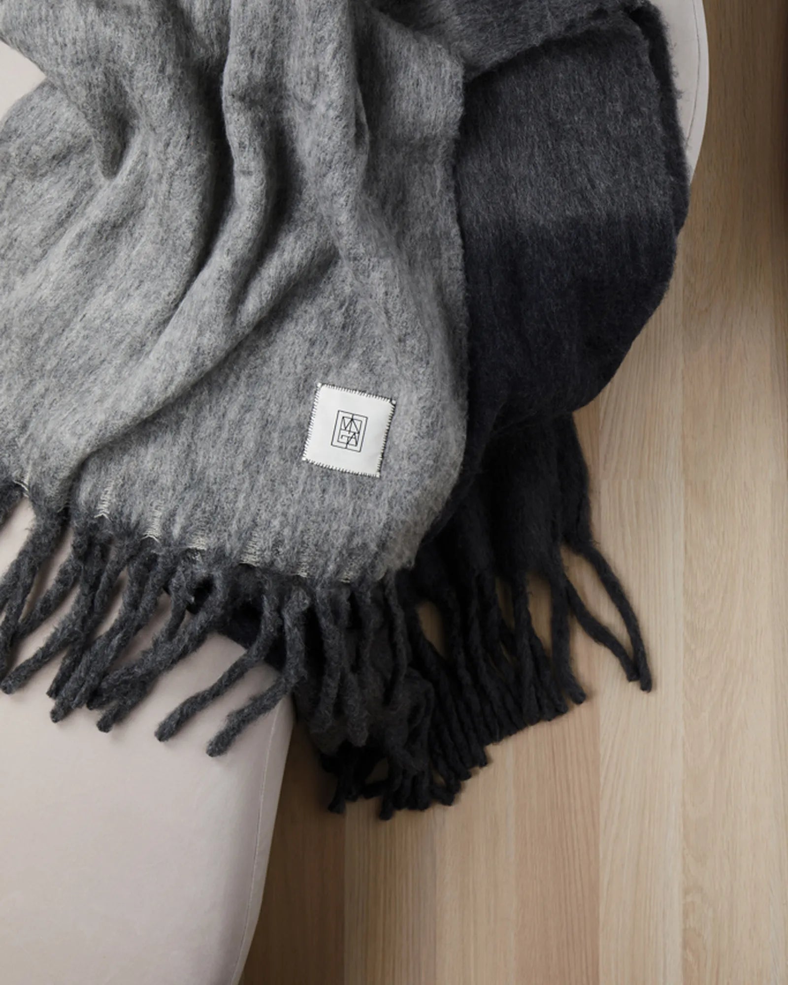 Custom eco-friendly wool blend blanket Vinga Saletto - 4